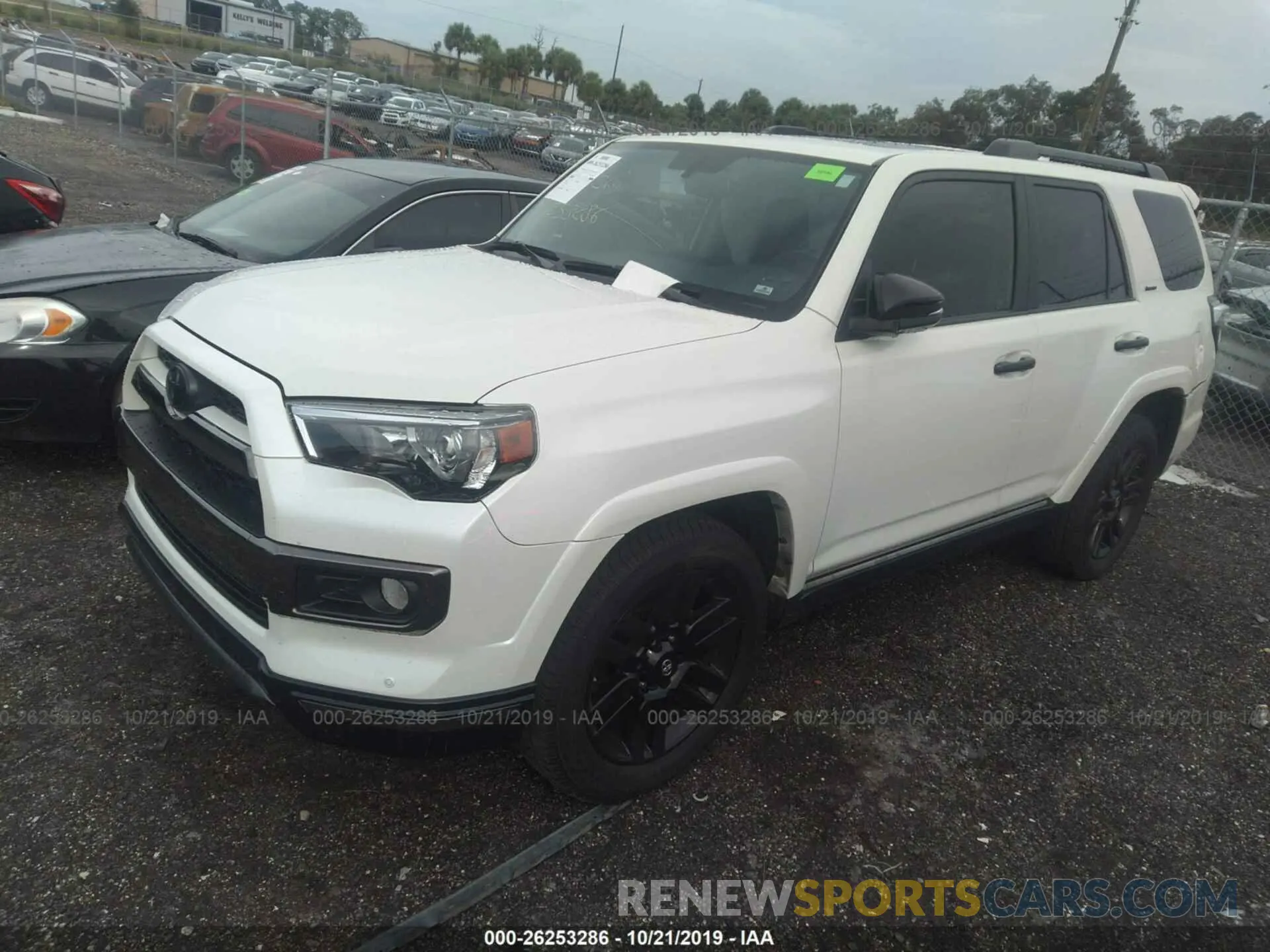 2 fotografías del automóvil dañado JTEZU5JR3K5196264 TOYOTA 4RUNNER 2019
