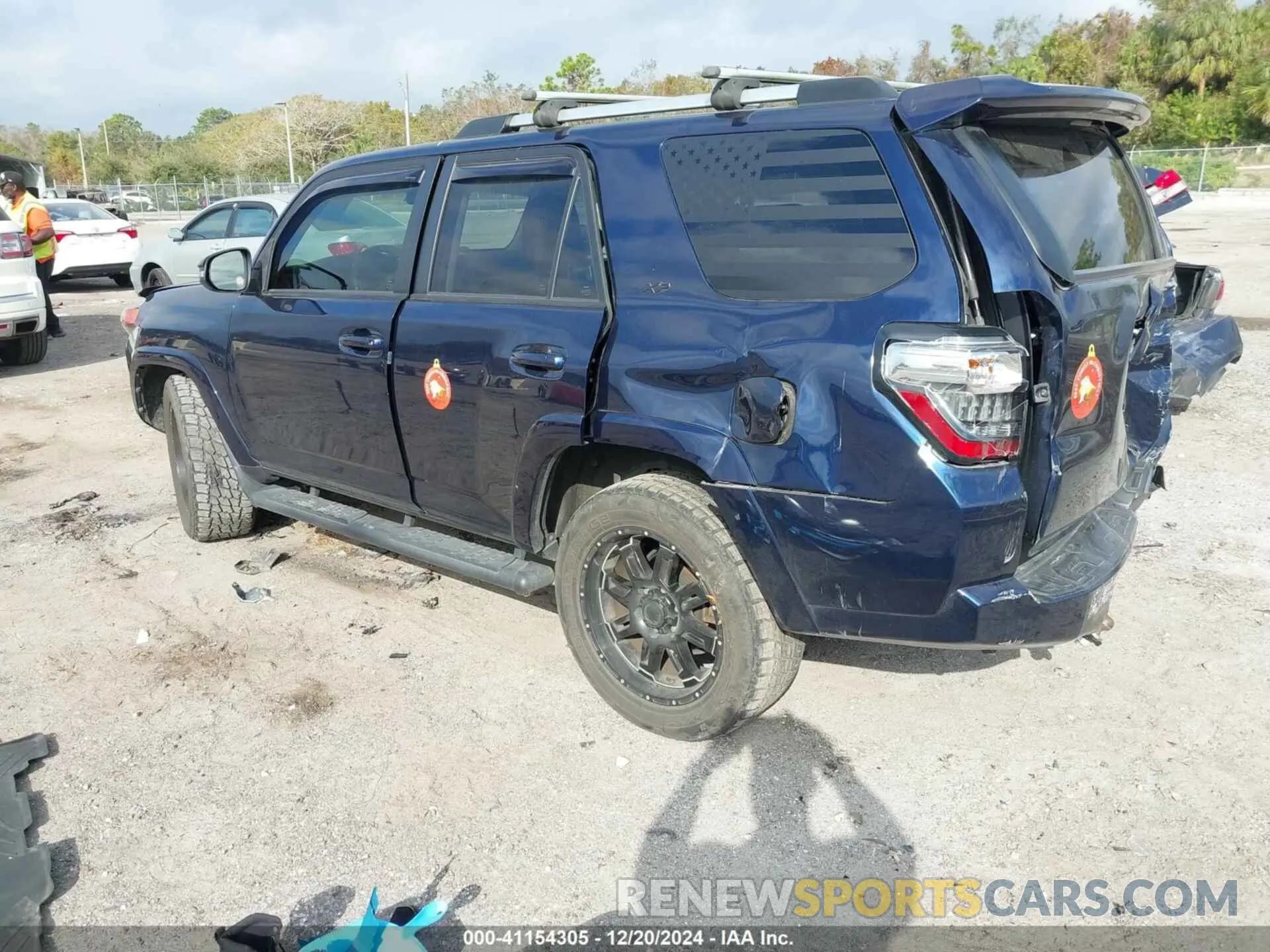 3 fotografías del automóvil dañado JTEZU5JR3K5200409 TOYOTA 4RUNNER 2019