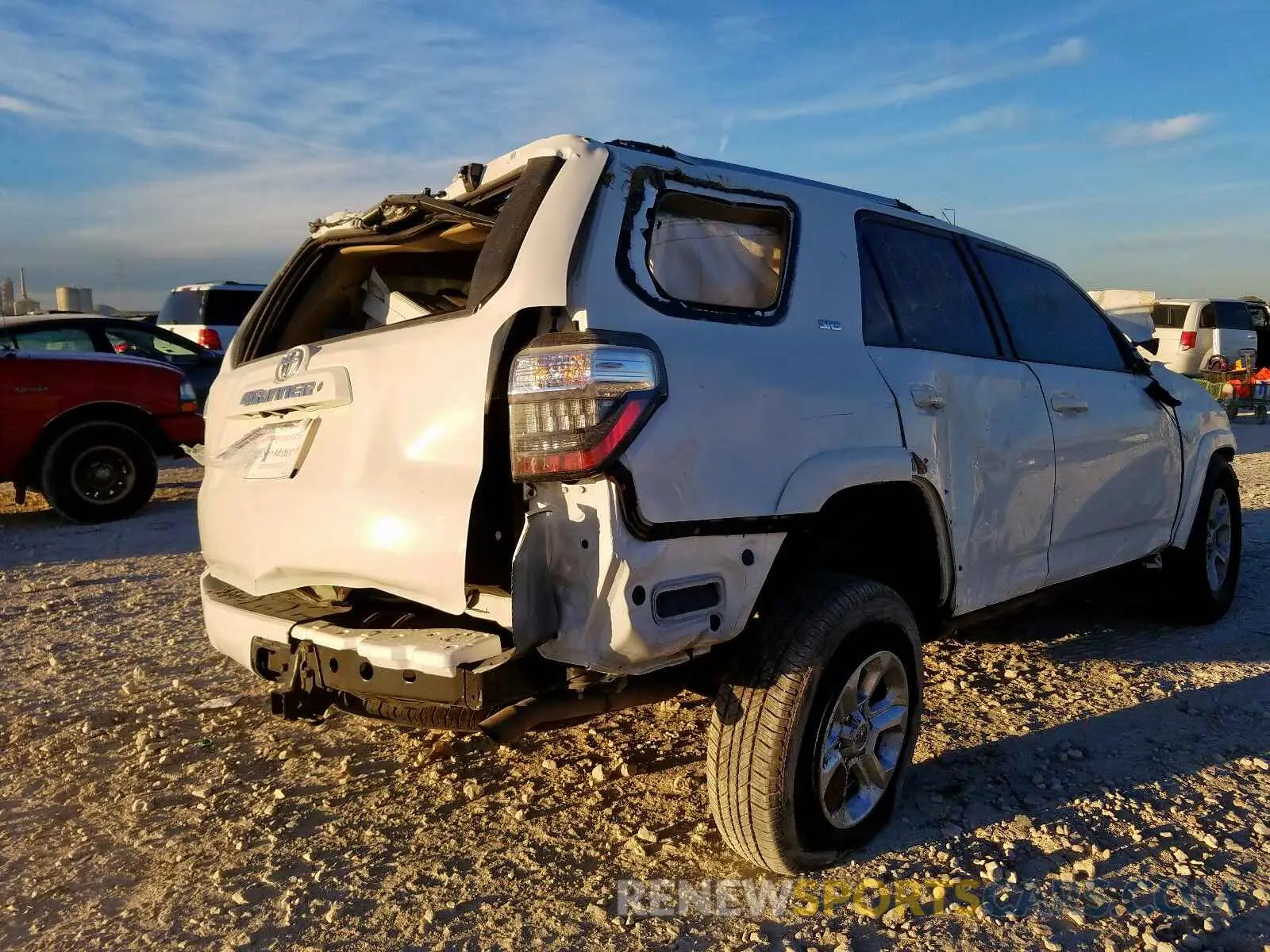 4 fotografías del automóvil dañado JTEZU5JR3K5210857 TOYOTA 4RUNNER 2019