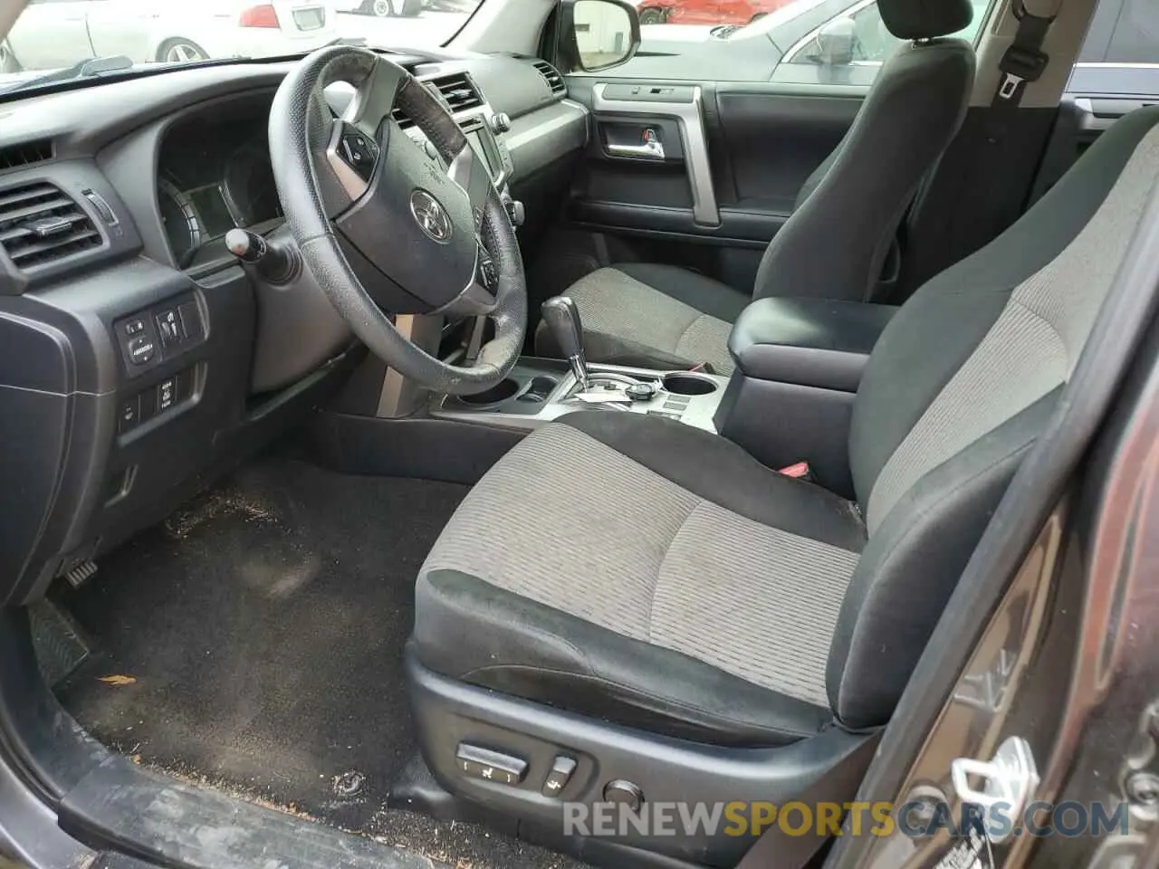 7 fotografías del automóvil dañado JTEZU5JR4K5210253 TOYOTA 4RUNNER 2019