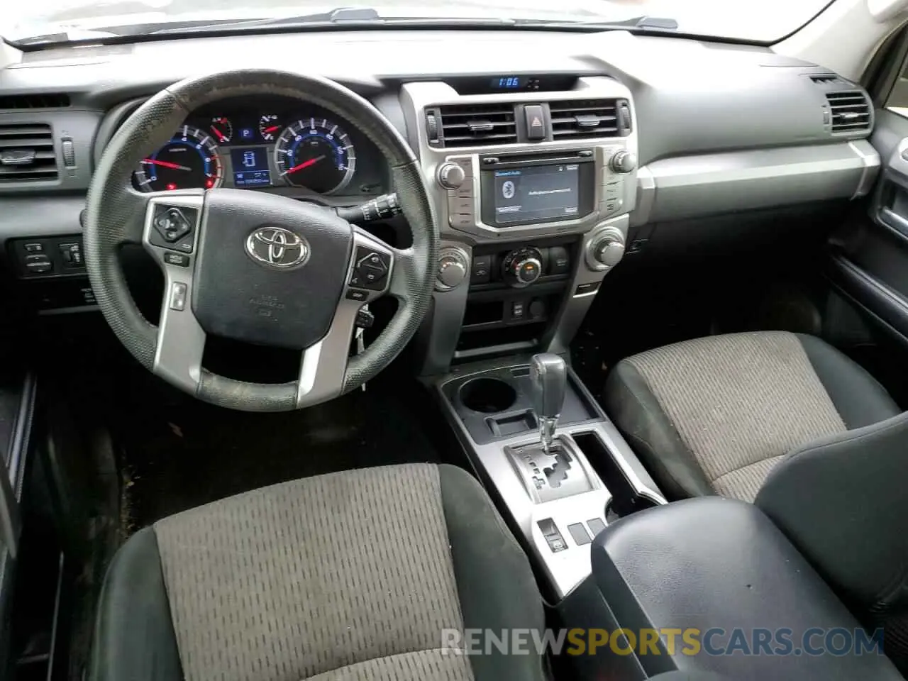 8 fotografías del automóvil dañado JTEZU5JR4K5210253 TOYOTA 4RUNNER 2019