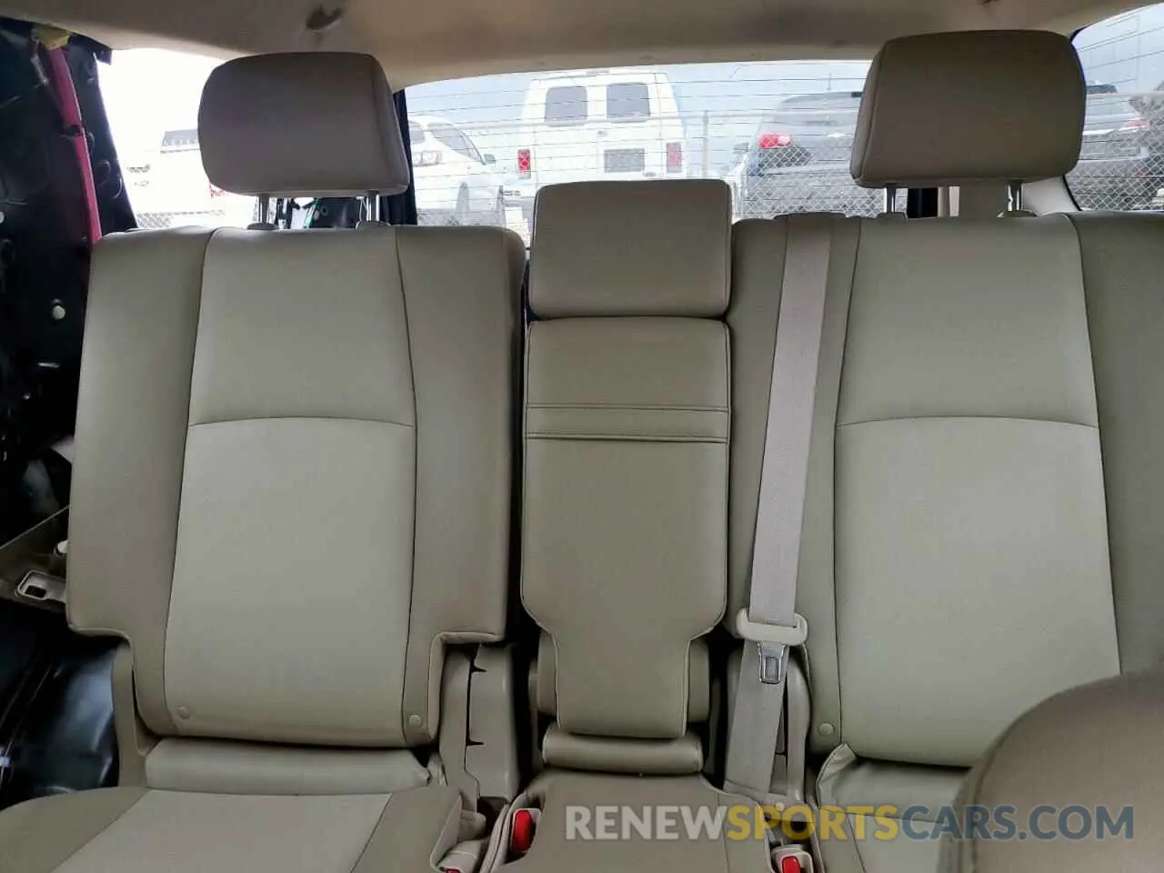 10 fotografías del automóvil dañado JTEZU5JR4K5210575 TOYOTA 4RUNNER 2019