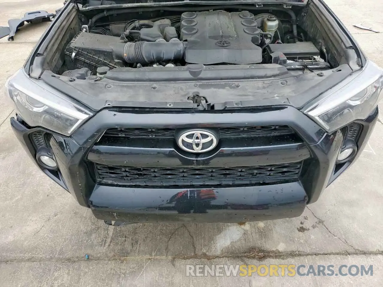 13 fotografías del automóvil dañado JTEZU5JR4K5210575 TOYOTA 4RUNNER 2019