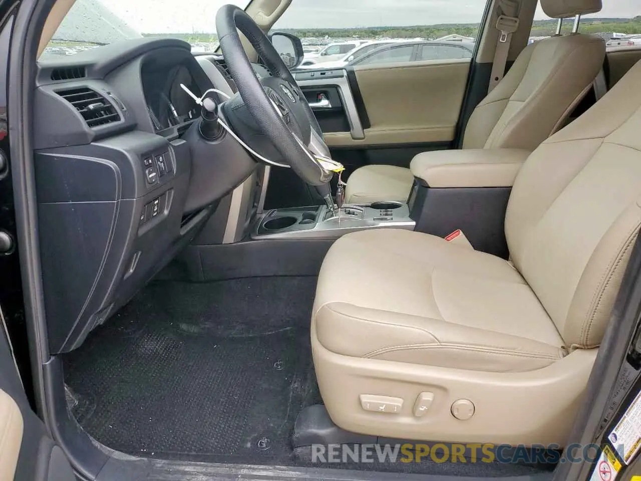 7 fotografías del automóvil dañado JTEZU5JR4K5210575 TOYOTA 4RUNNER 2019
