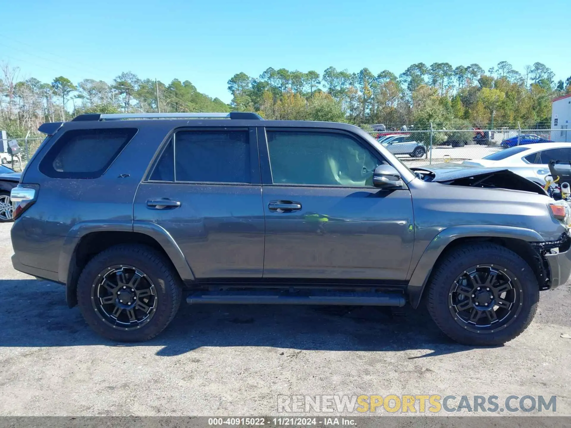 13 fotografías del automóvil dañado JTEZU5JR6K5209525 TOYOTA 4RUNNER 2019