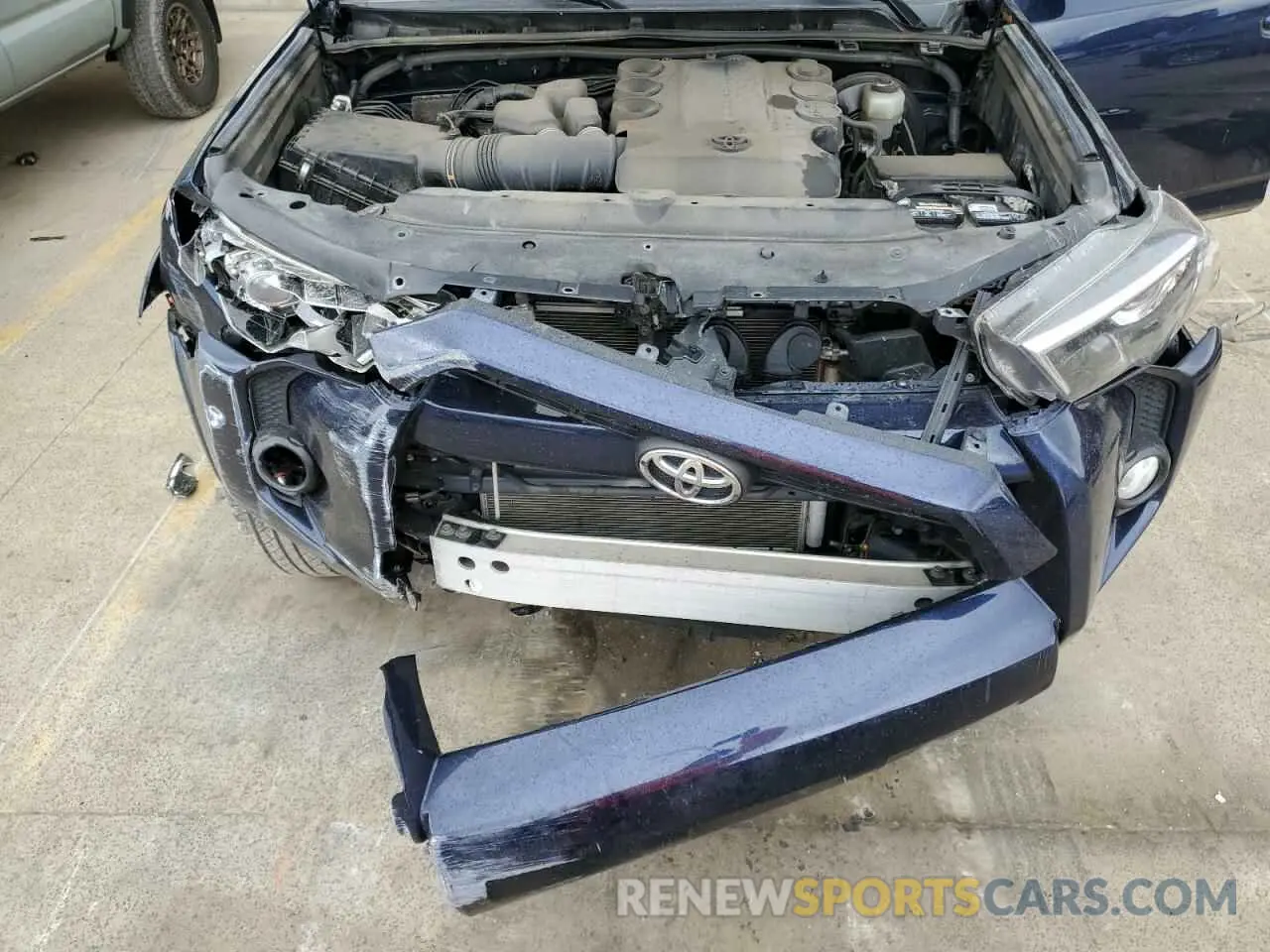 13 fotografías del automóvil dañado JTEZU5JR7K5202258 TOYOTA 4RUNNER 2019