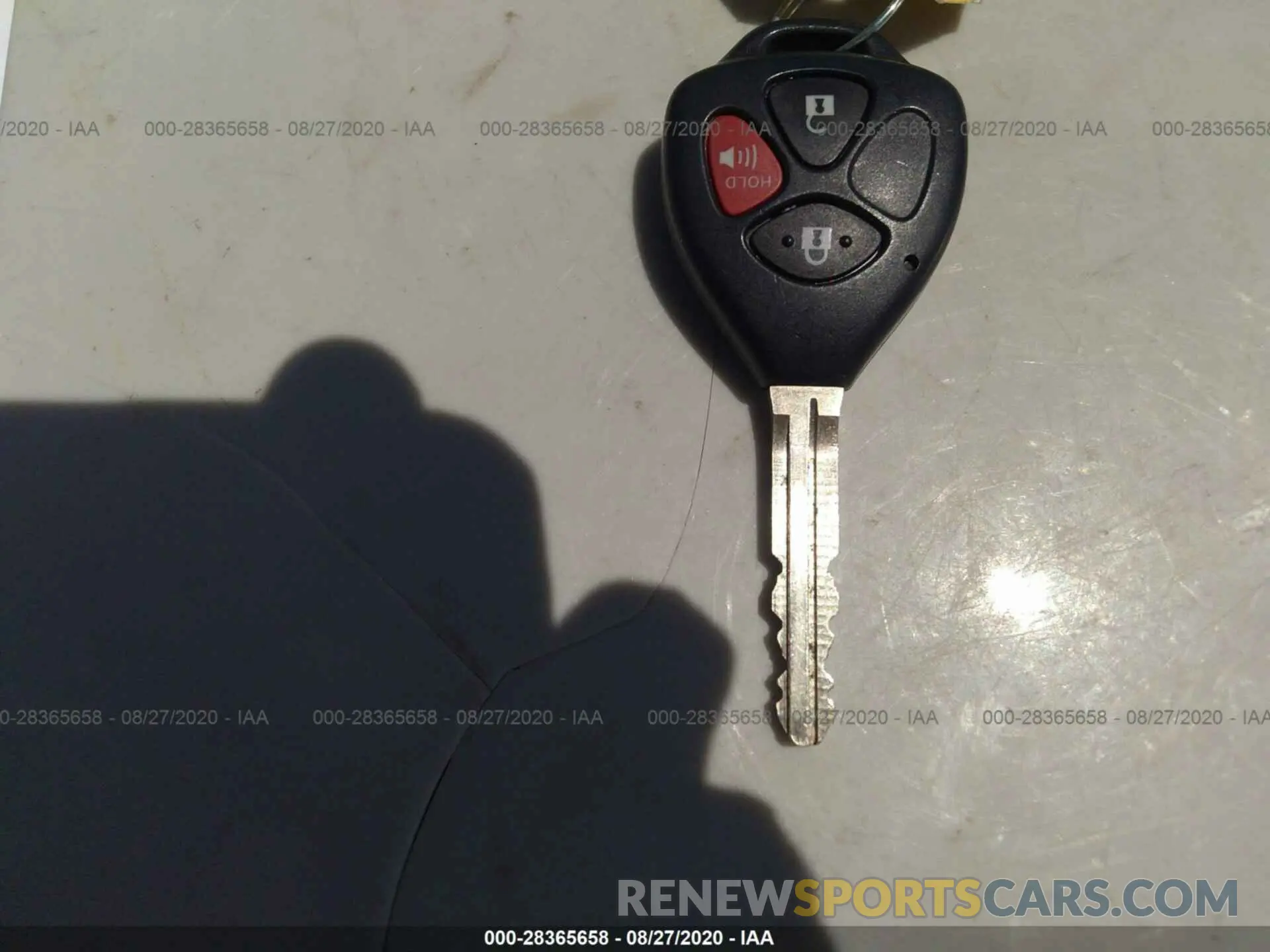 11 fotografías del automóvil dañado JTEZU5JR7K5212370 TOYOTA 4RUNNER 2019