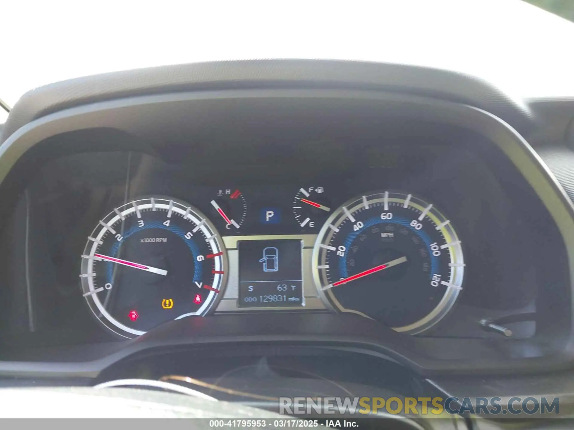 7 fotografías del automóvil dañado JTEZU5JR8K5198107 TOYOTA 4RUNNER 2019