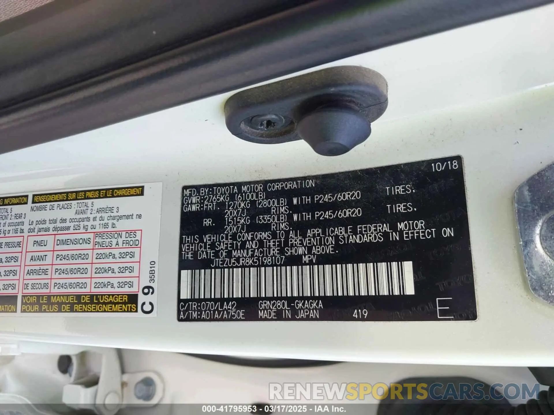 9 fotografías del automóvil dañado JTEZU5JR8K5198107 TOYOTA 4RUNNER 2019