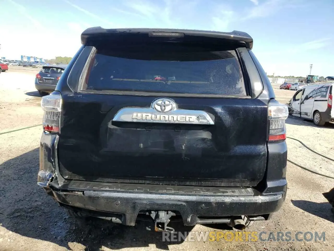6 fotografías del automóvil dañado JTEZU5JR8K5199130 TOYOTA 4RUNNER 2019