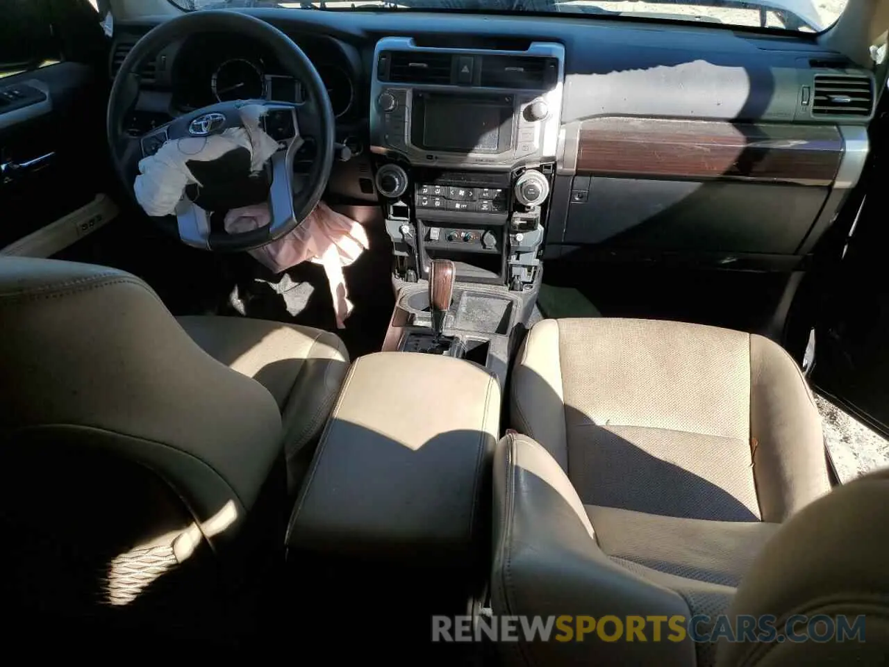 8 fotografías del automóvil dañado JTEZU5JR8K5199130 TOYOTA 4RUNNER 2019