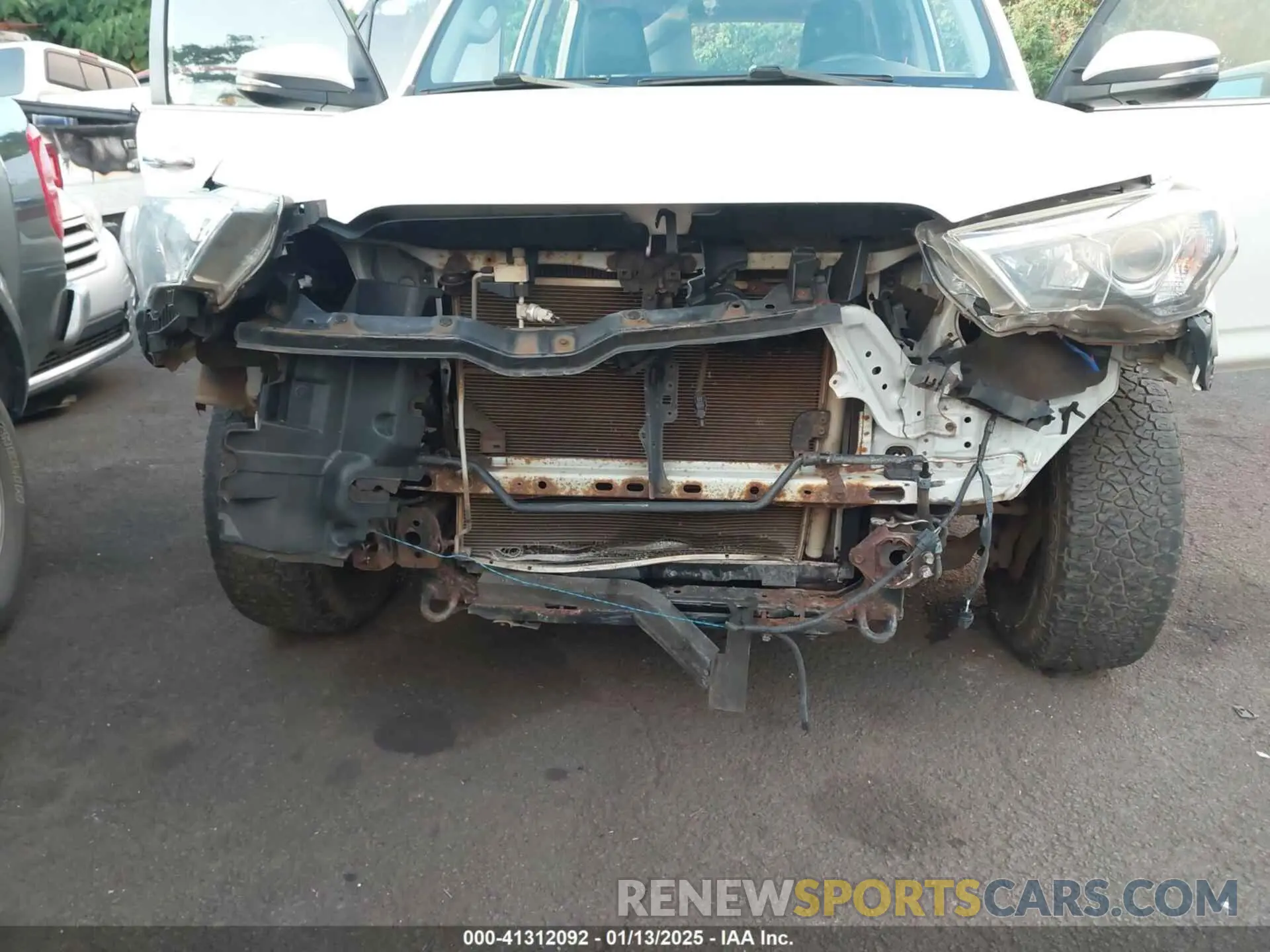 6 fotografías del automóvil dañado JTEZU5JR8K5208439 TOYOTA 4RUNNER 2019