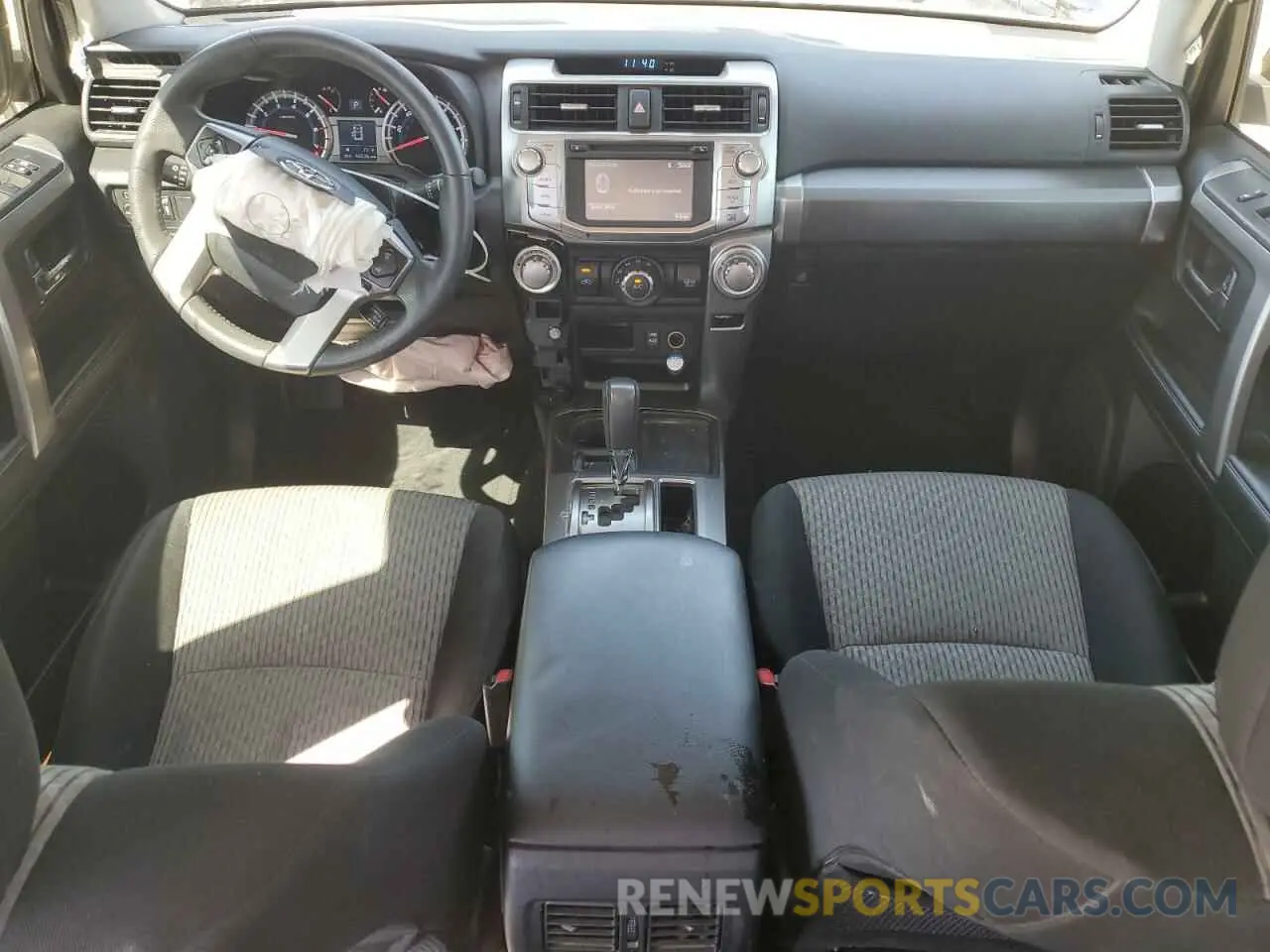 8 fotografías del automóvil dañado JTEZU5JR8K5210109 TOYOTA 4RUNNER 2019