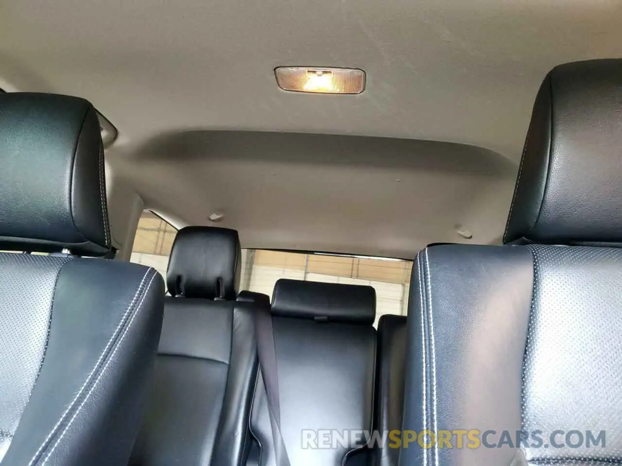 10 fotografías del automóvil dañado JTEZU5JR9K5204433 TOYOTA 4RUNNER 2019
