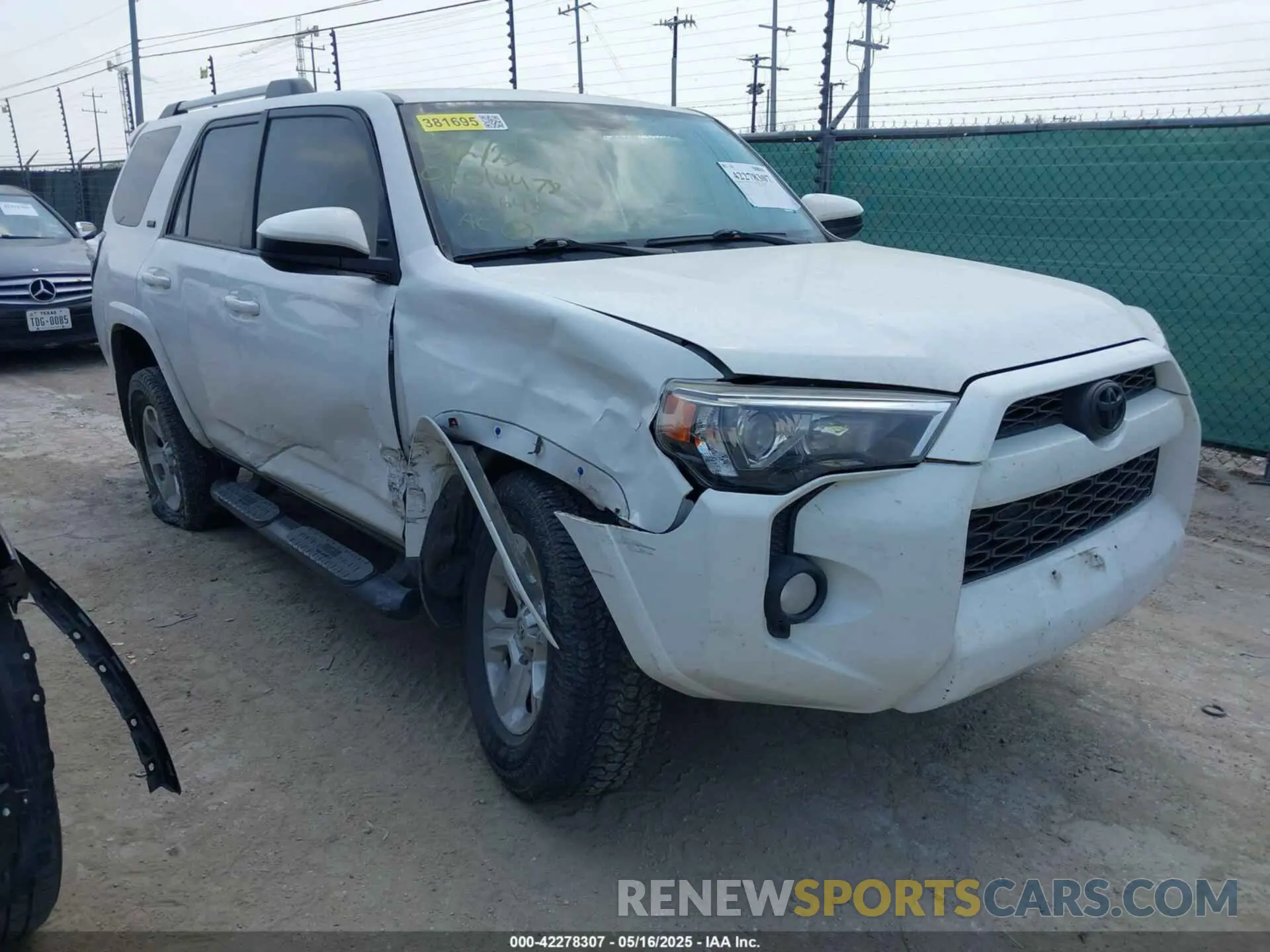 1 fotografías del automóvil dañado JTEZU5JRXK5198643 TOYOTA 4RUNNER 2019