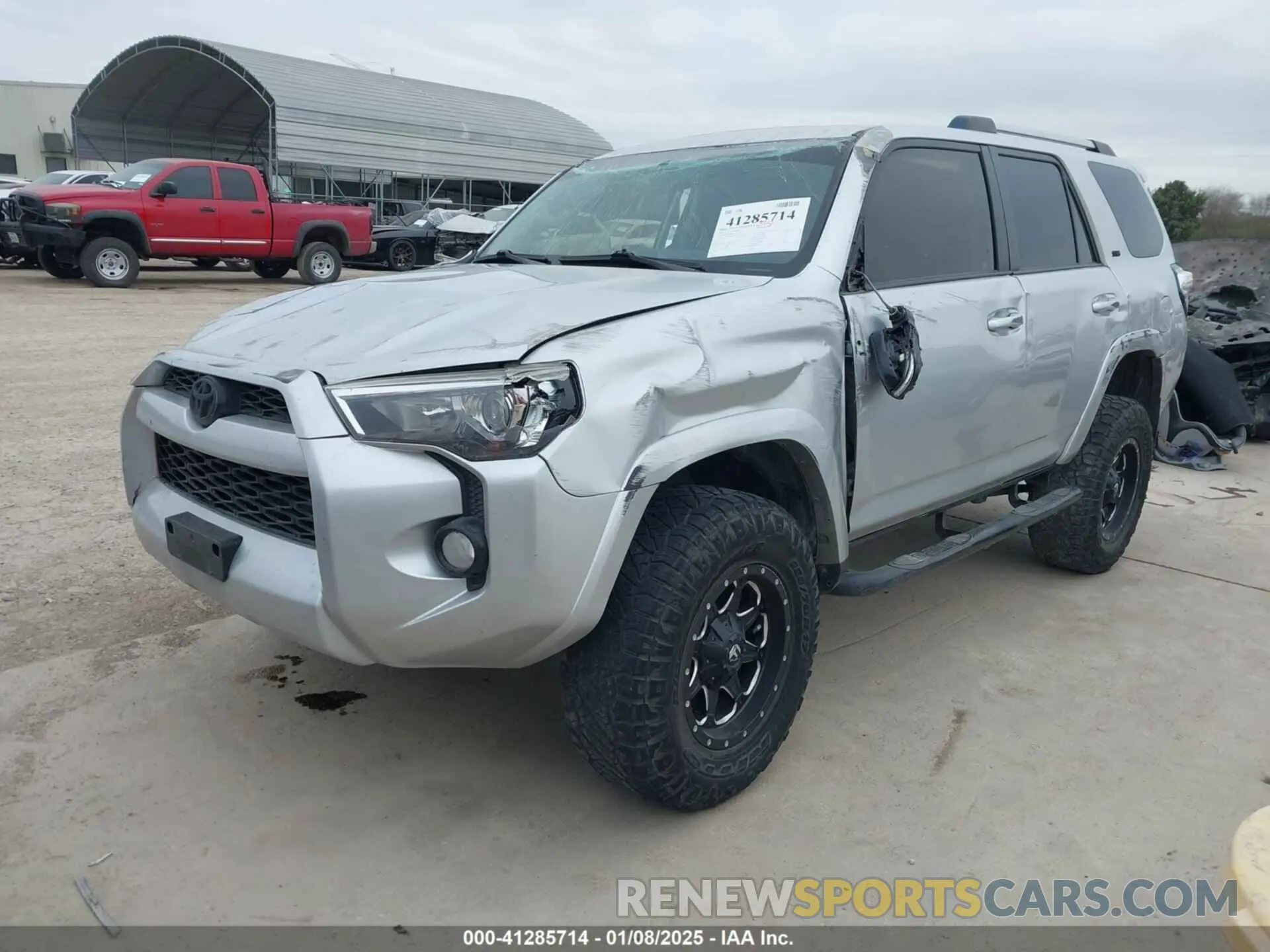 2 fotografías del automóvil dañado JTEZU5JRXK5206675 TOYOTA 4RUNNER 2019
