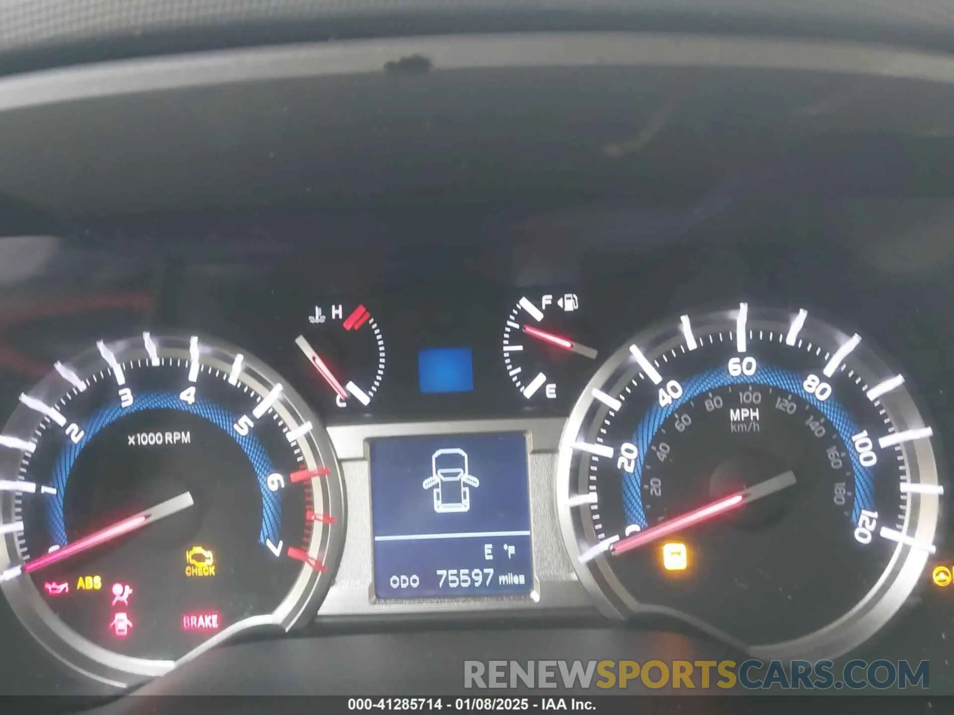 7 fotografías del automóvil dañado JTEZU5JRXK5206675 TOYOTA 4RUNNER 2019
