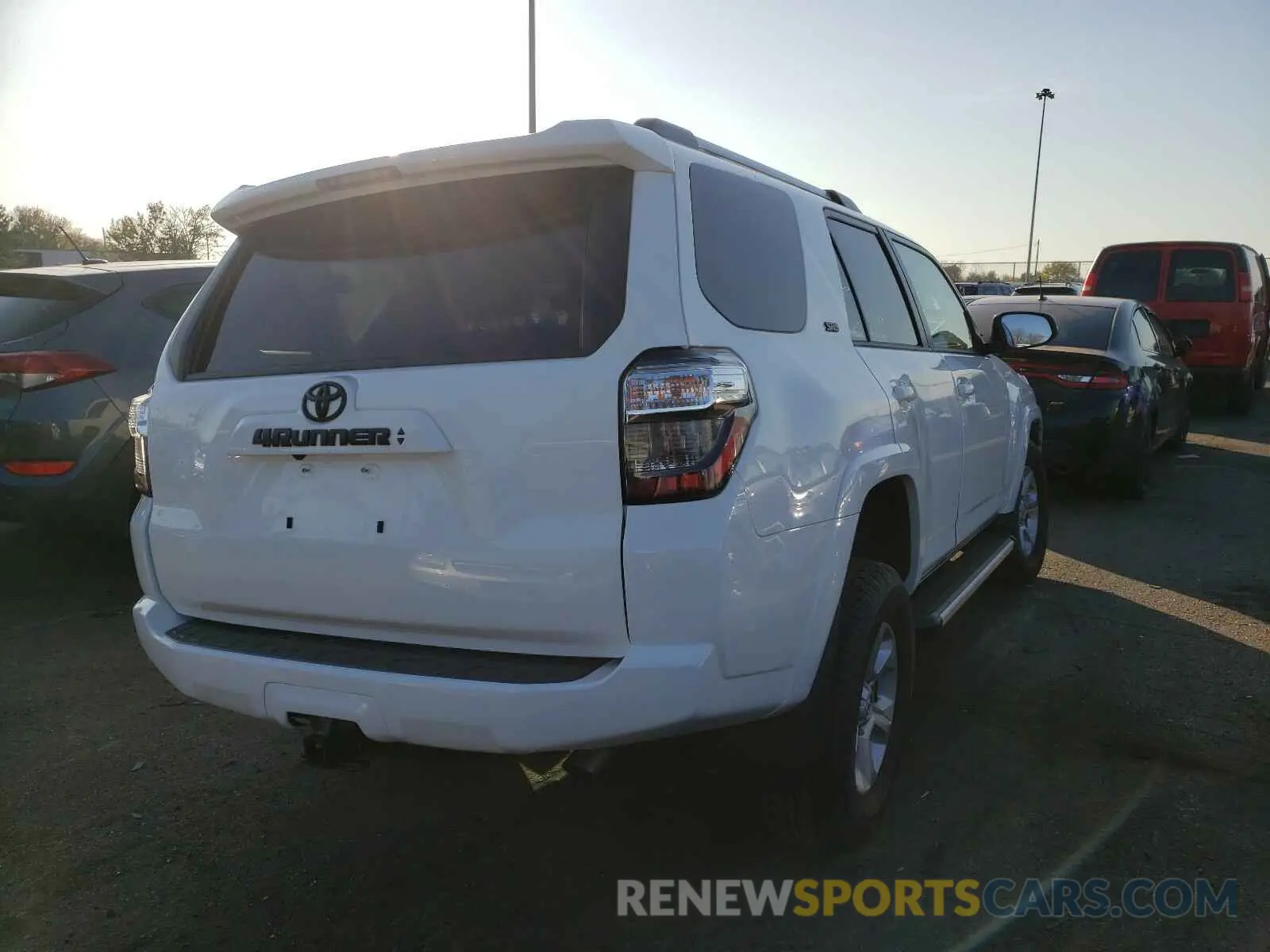 4 fotografías del automóvil dañado JTEBU5JR0L5827541 TOYOTA 4RUNNER 2020