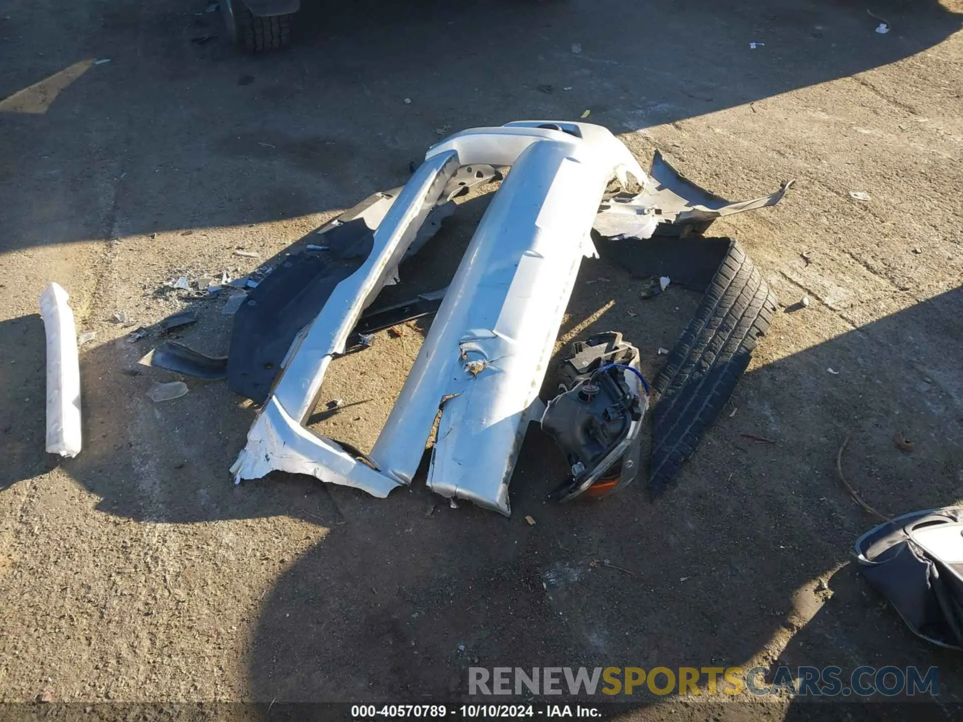 12 fotografías del automóvil dañado JTEBU5JR1L5744748 TOYOTA 4RUNNER 2020