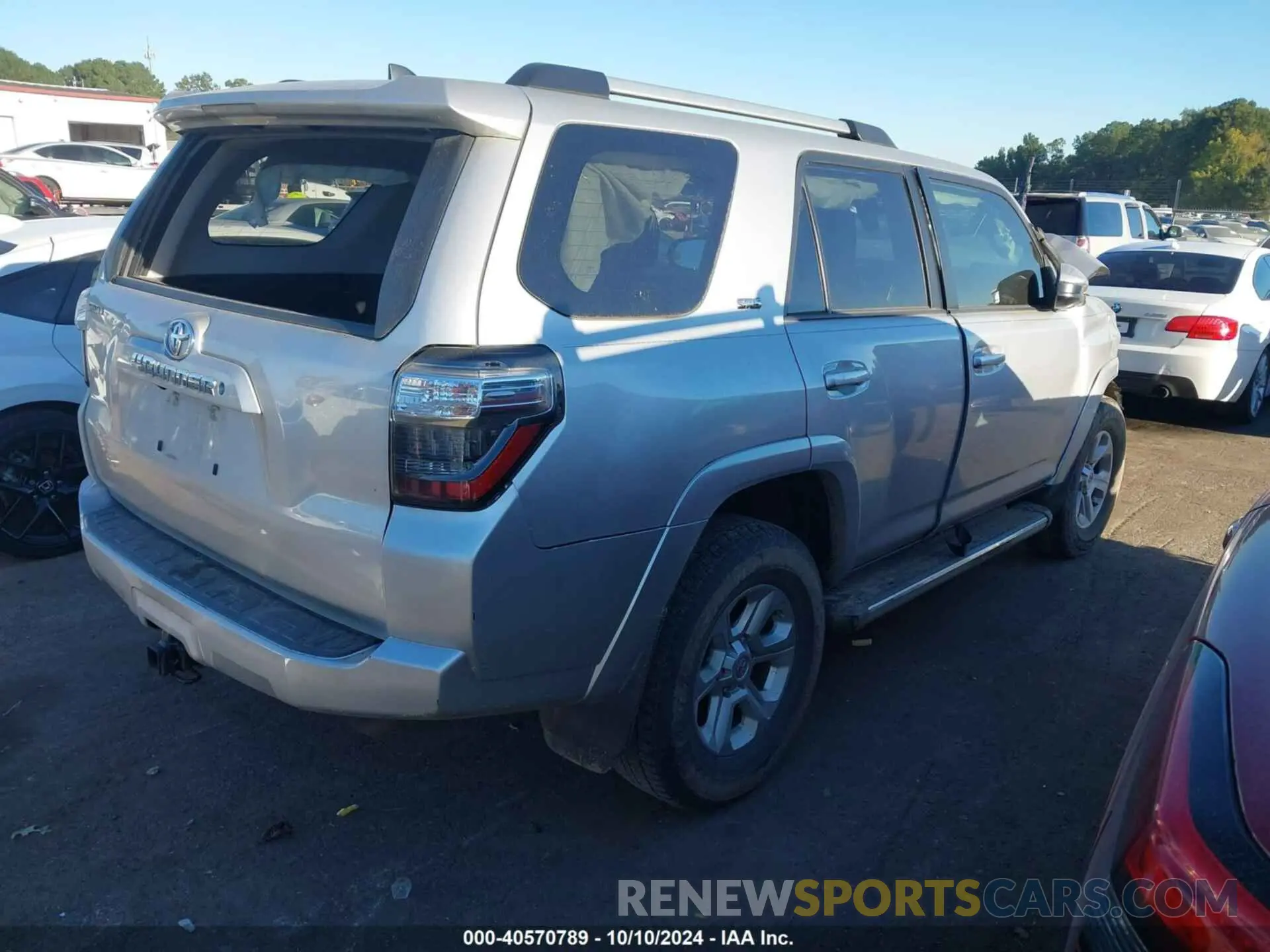 4 fotografías del automóvil dañado JTEBU5JR1L5744748 TOYOTA 4RUNNER 2020