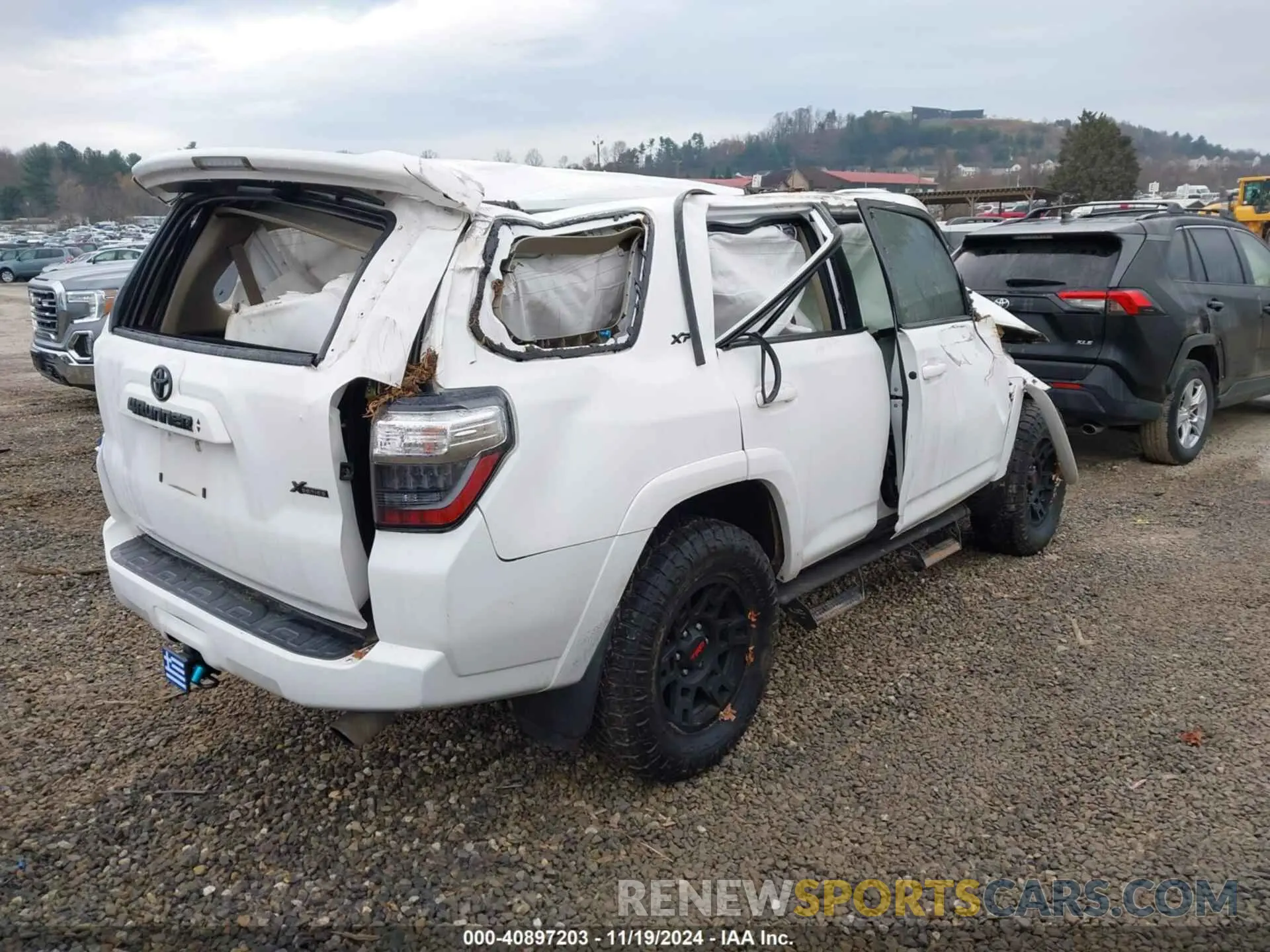 4 fotografías del automóvil dañado JTEBU5JR1L5761159 TOYOTA 4RUNNER 2020