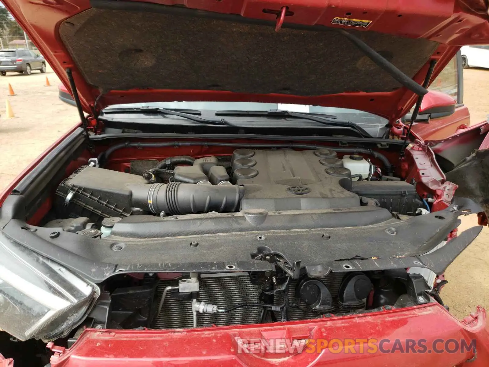 7 fotografías del automóvil dañado JTEBU5JR1L5770525 TOYOTA 4RUNNER 2020