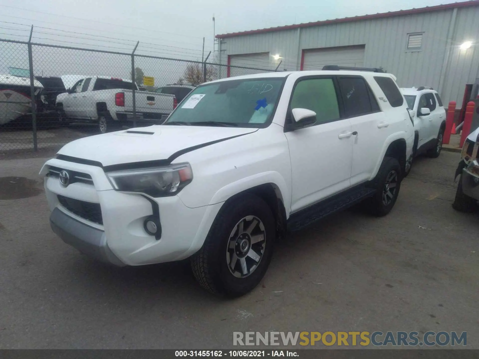 2 fotografías del automóvil dañado JTEBU5JR1L5785347 TOYOTA 4RUNNER 2020