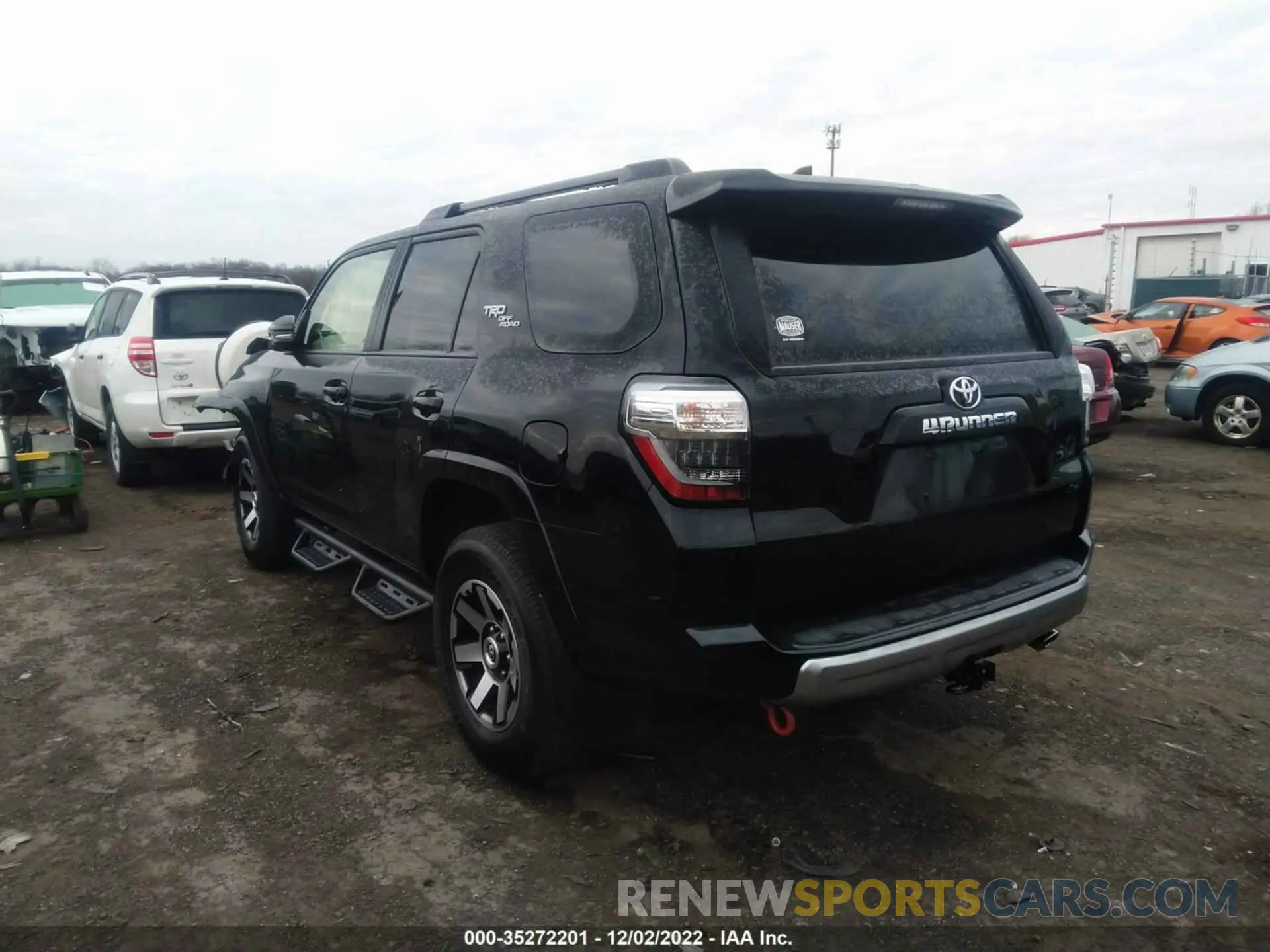 3 fotografías del automóvil dañado JTEBU5JR1L5829167 TOYOTA 4RUNNER 2020