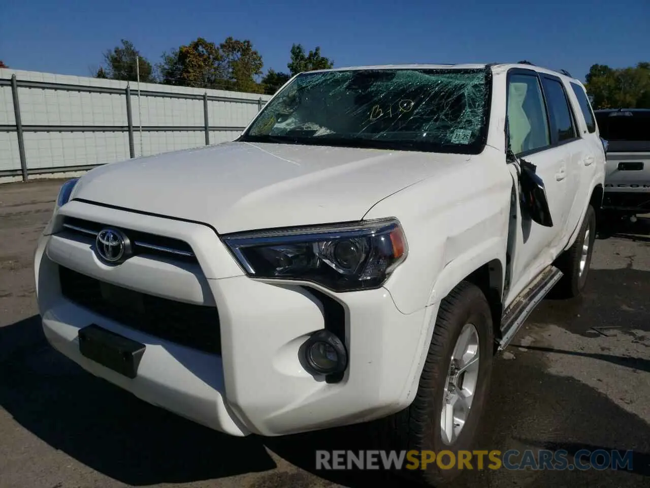 2 fotografías del automóvil dañado JTEBU5JR2L5741583 TOYOTA 4RUNNER 2020