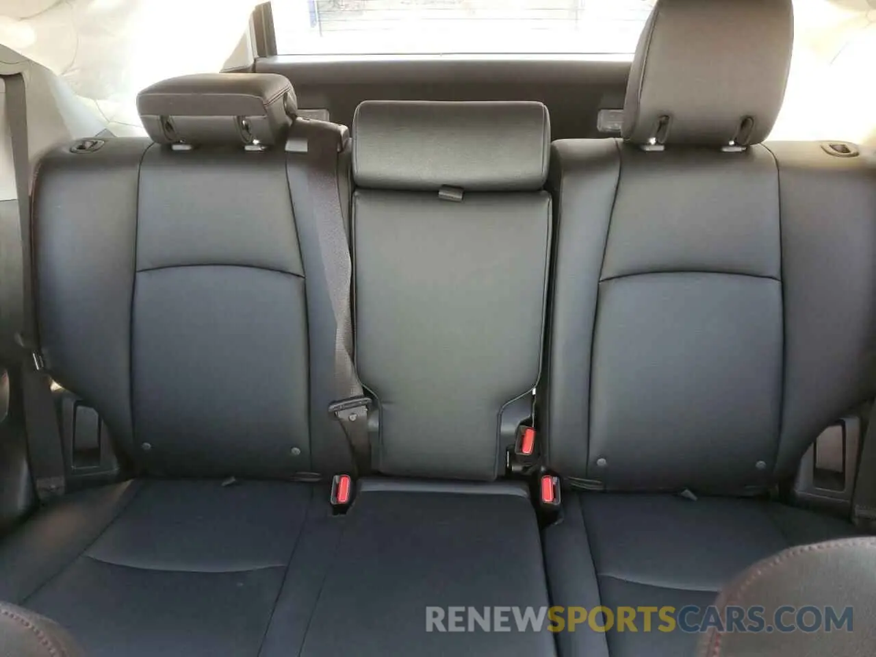 10 fotografías del automóvil dañado JTEBU5JR2L5770615 TOYOTA 4RUNNER 2020