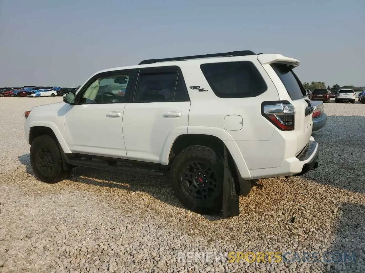 2 fotografías del automóvil dañado JTEBU5JR2L5770615 TOYOTA 4RUNNER 2020