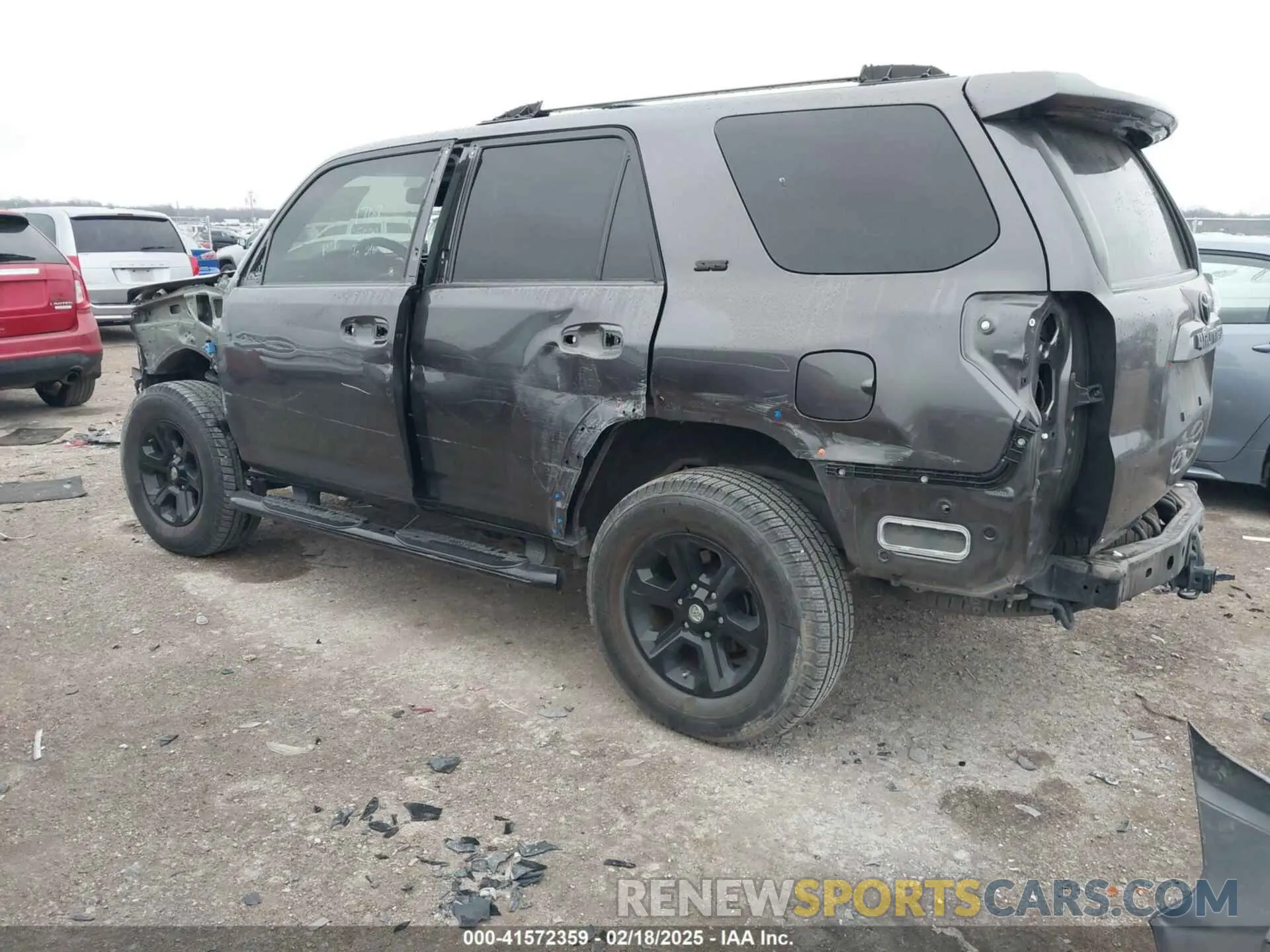 3 fotografías del automóvil dañado JTEBU5JR2L5779671 TOYOTA 4RUNNER 2020