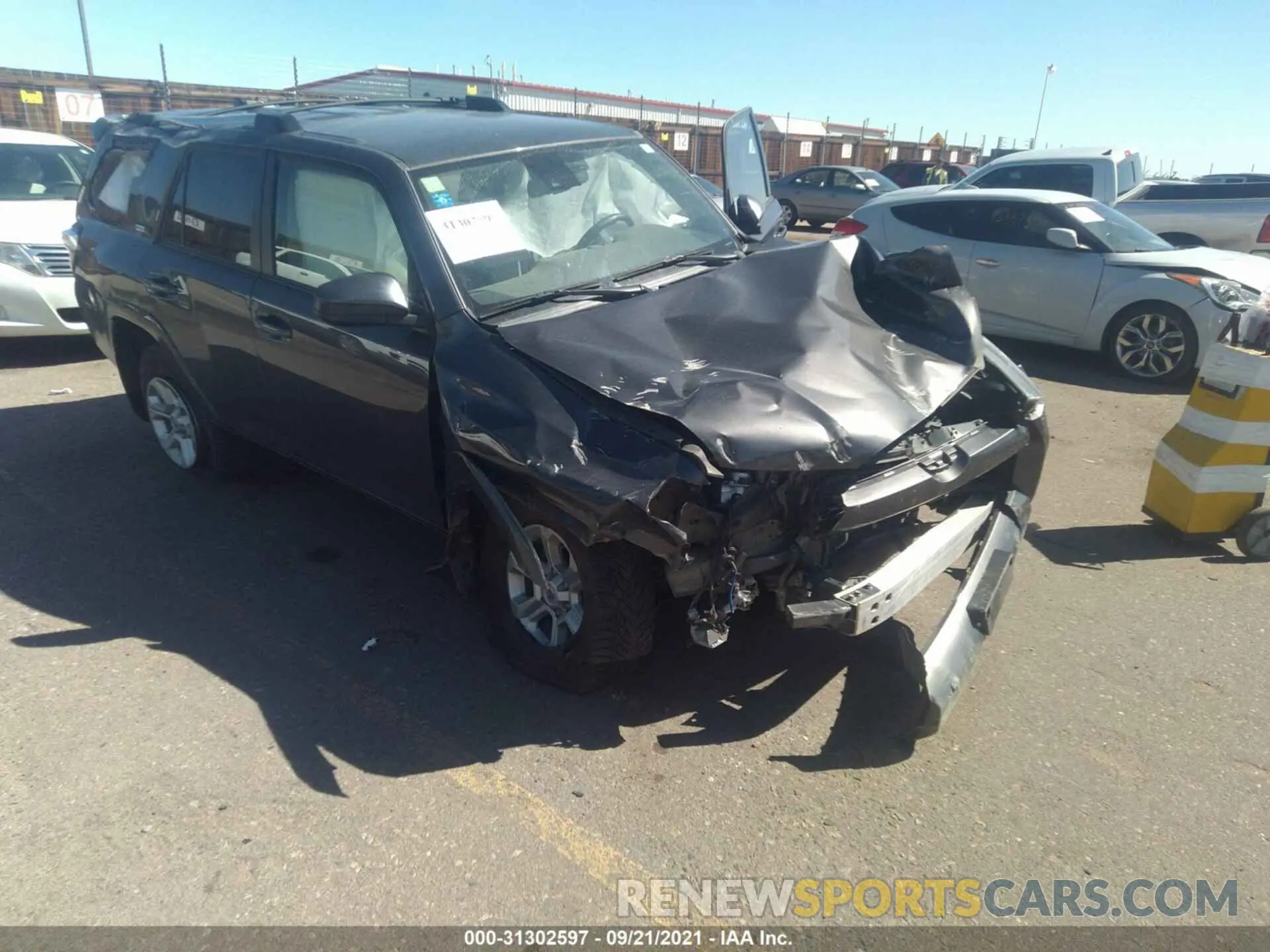 1 fotografías del automóvil dañado JTEBU5JR3L5742886 TOYOTA 4RUNNER 2020