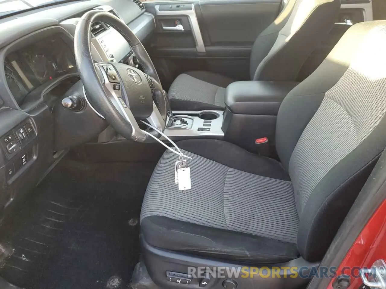 7 fotografías del automóvil dañado JTEBU5JR3L5756481 TOYOTA 4RUNNER 2020