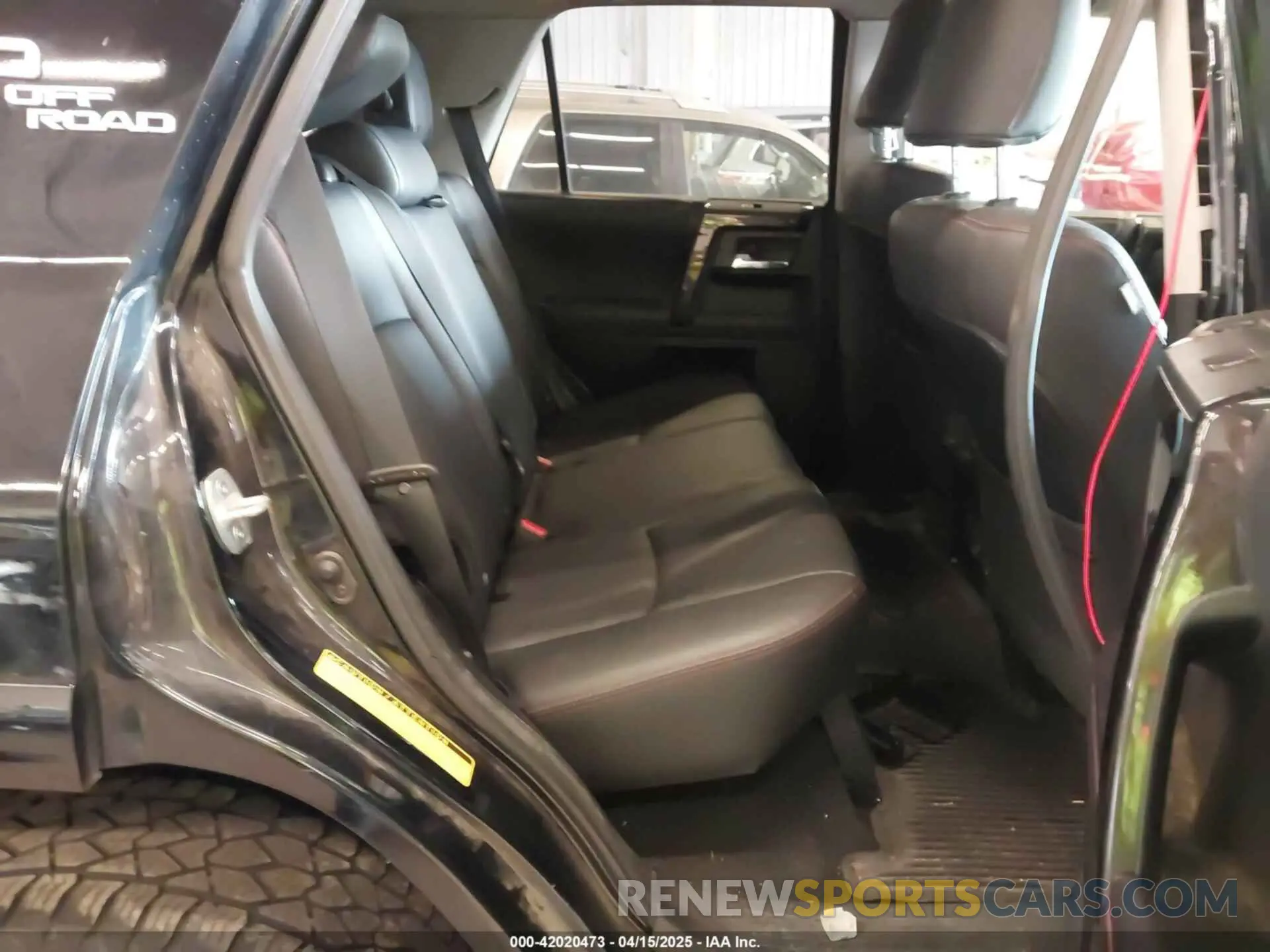 8 fotografías del automóvil dañado JTEBU5JR3L5768050 TOYOTA 4RUNNER 2020