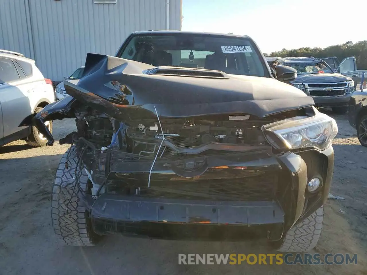 5 fotografías del automóvil dañado JTEBU5JR3L5768887 TOYOTA 4RUNNER 2020