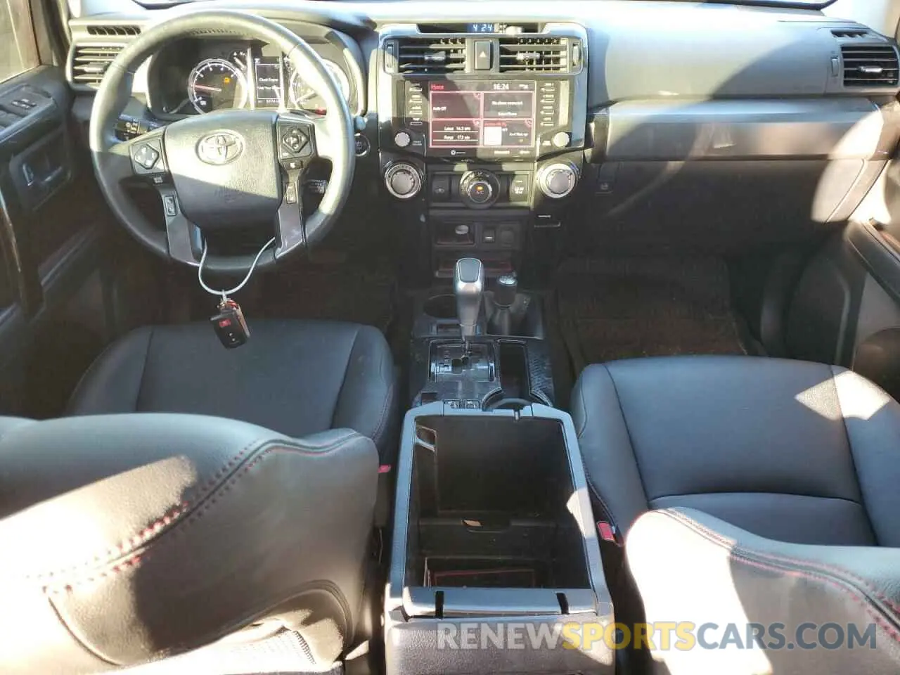 8 fotografías del automóvil dañado JTEBU5JR3L5768887 TOYOTA 4RUNNER 2020