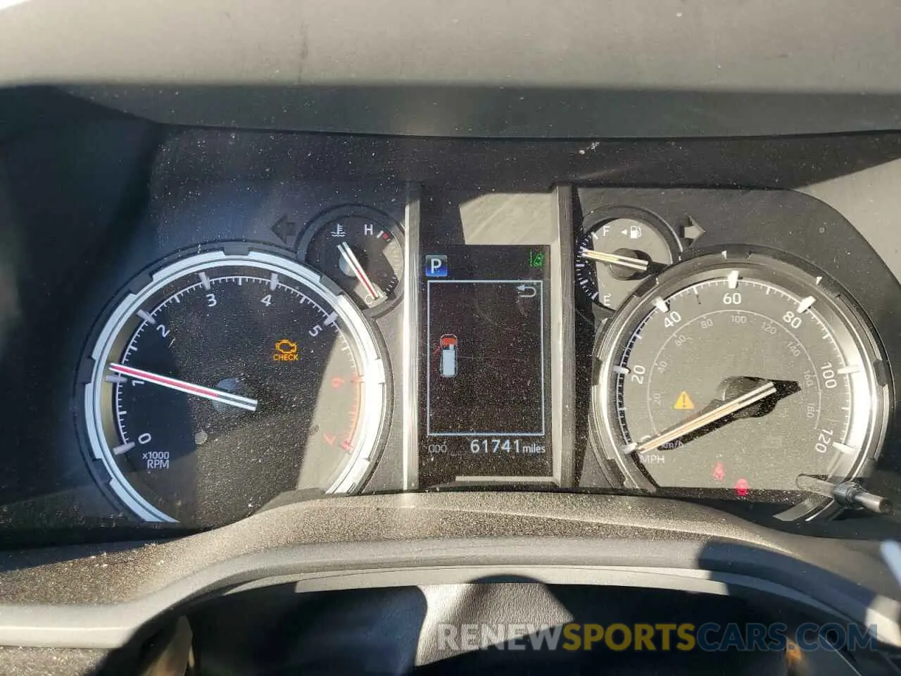 9 fotografías del automóvil dañado JTEBU5JR3L5768887 TOYOTA 4RUNNER 2020