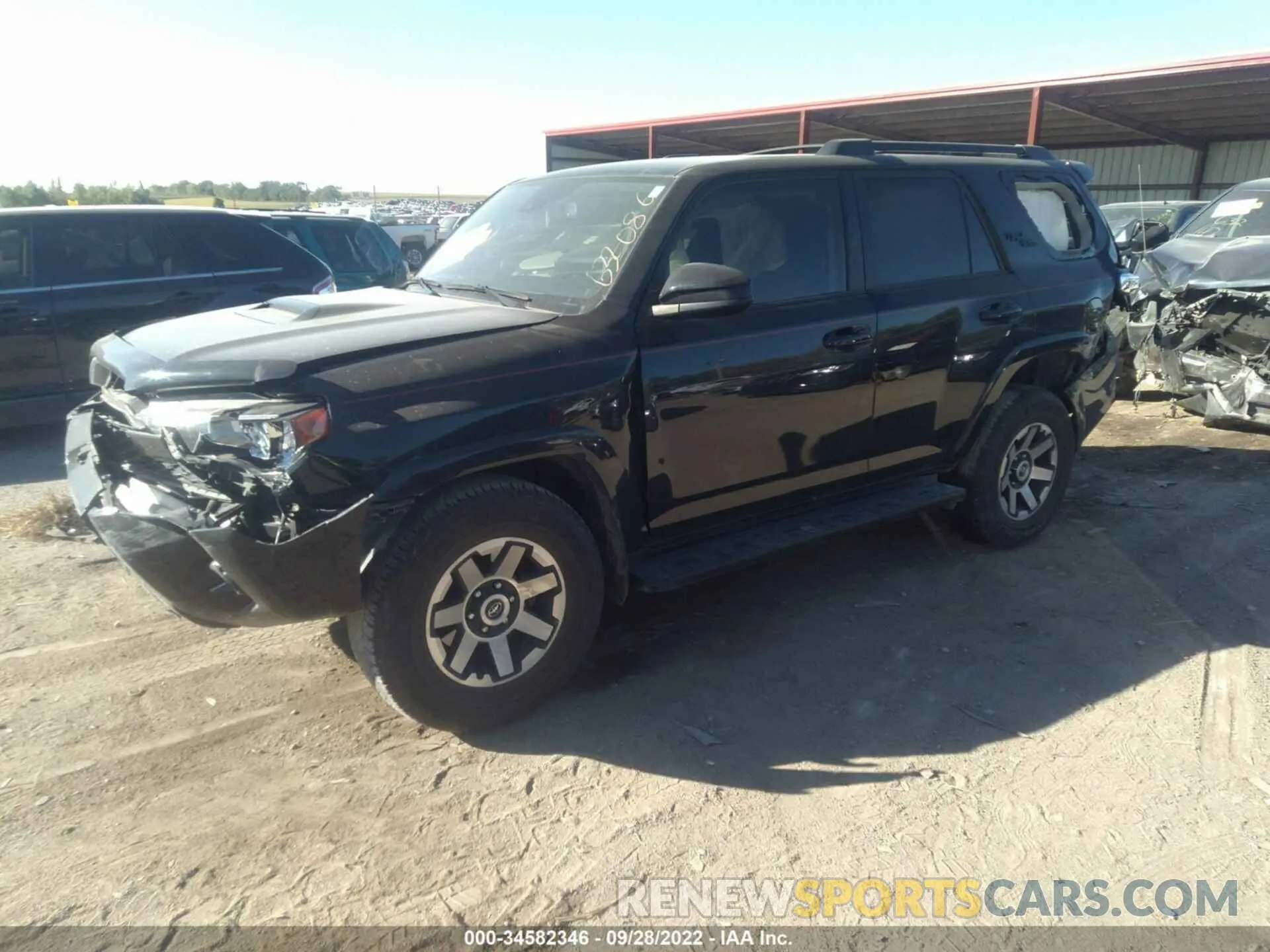 2 fotografías del automóvil dañado JTEBU5JR3L5791070 TOYOTA 4RUNNER 2020