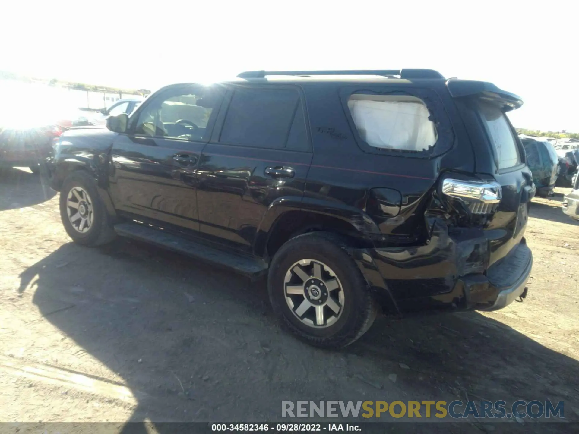 3 fotografías del automóvil dañado JTEBU5JR3L5791070 TOYOTA 4RUNNER 2020