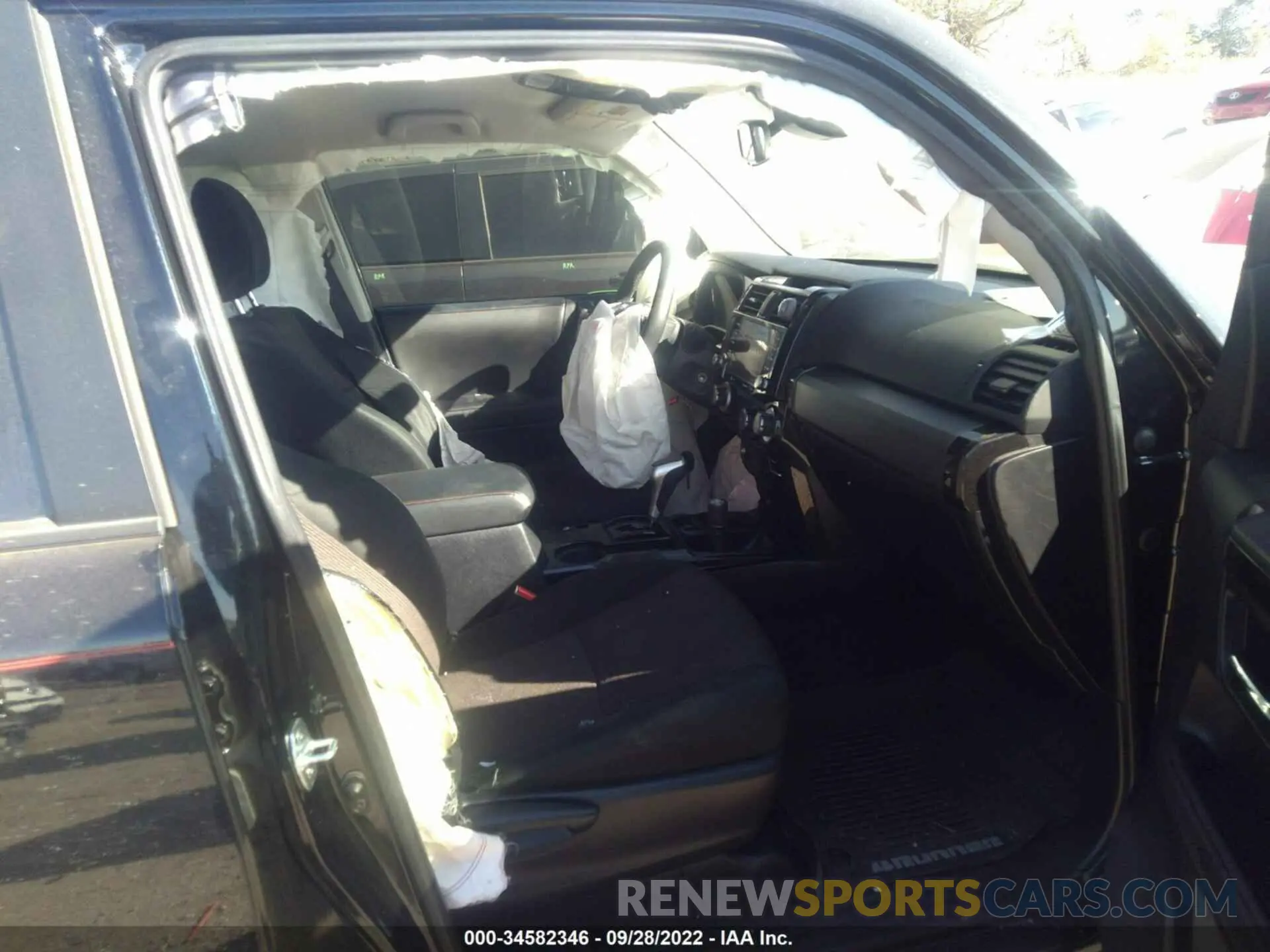 5 fotografías del automóvil dañado JTEBU5JR3L5791070 TOYOTA 4RUNNER 2020