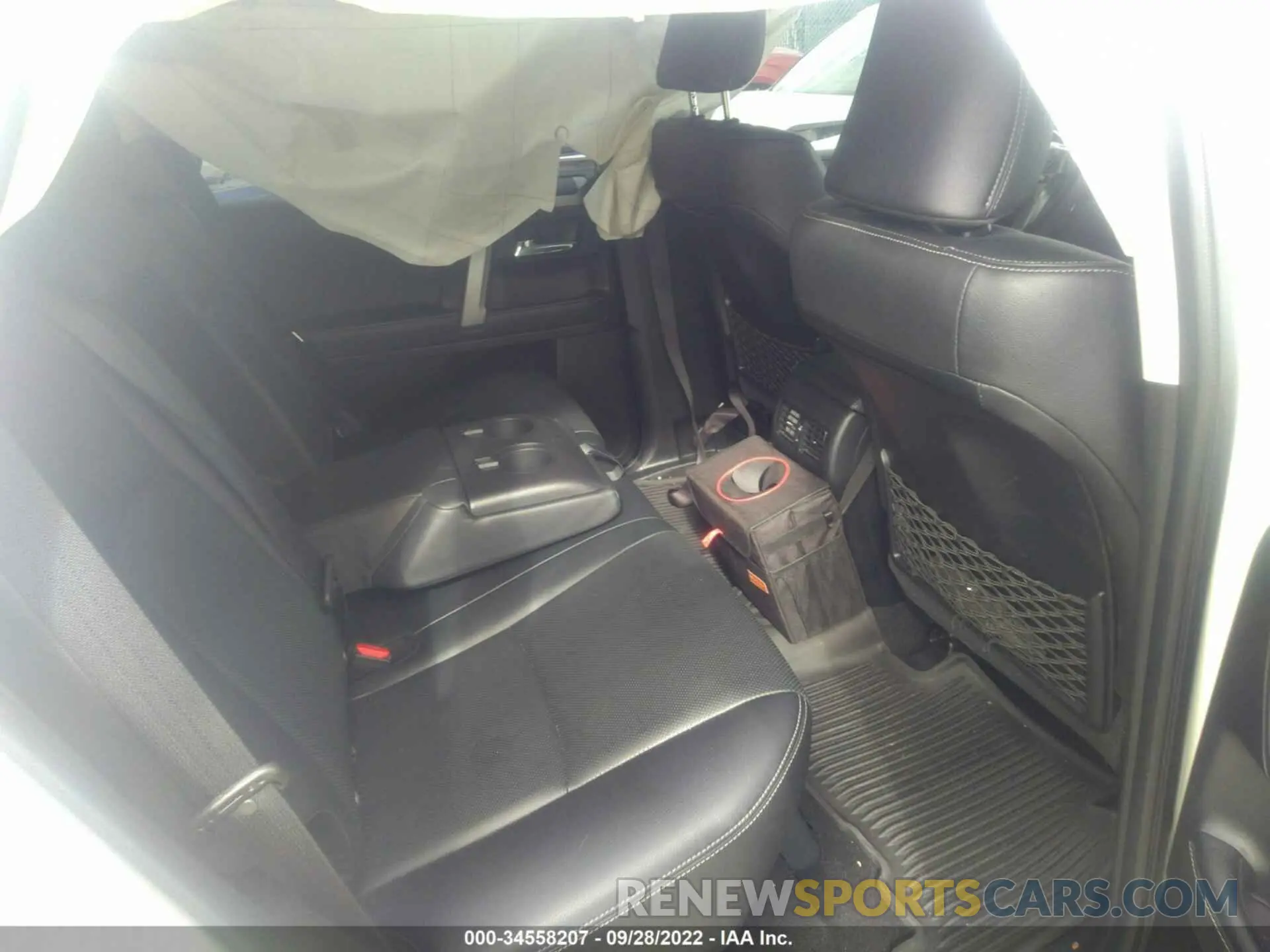 8 fotografías del automóvil dañado JTEBU5JR3L5798522 TOYOTA 4RUNNER 2020