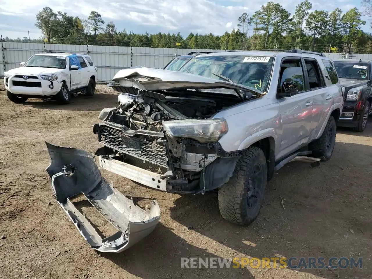 2 fotografías del automóvil dañado JTEBU5JR3L5805033 TOYOTA 4RUNNER 2020