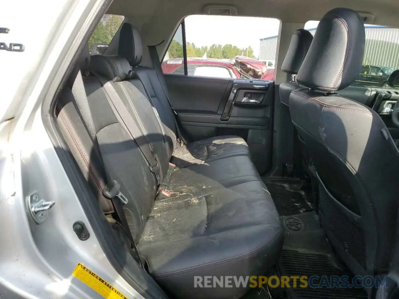 6 fotografías del automóvil dañado JTEBU5JR3L5805033 TOYOTA 4RUNNER 2020