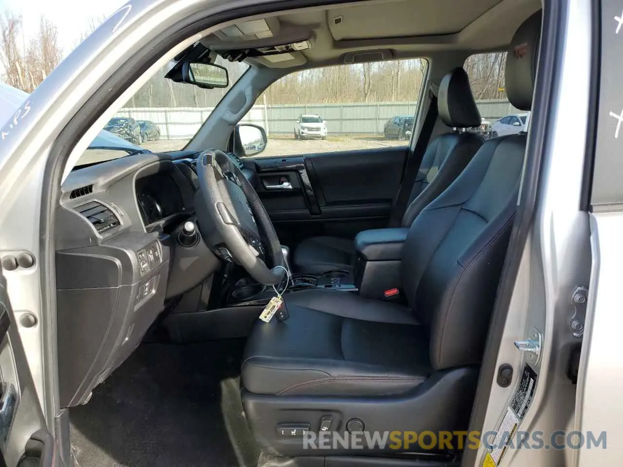 7 fotografías del automóvil dañado JTEBU5JR3L5805114 TOYOTA 4RUNNER 2020