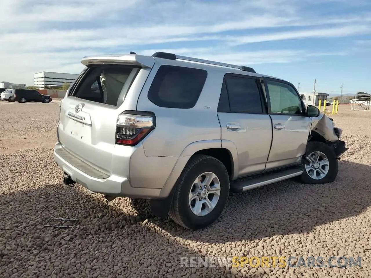 3 fotografías del automóvil dañado JTEBU5JR3L5806005 TOYOTA 4RUNNER 2020