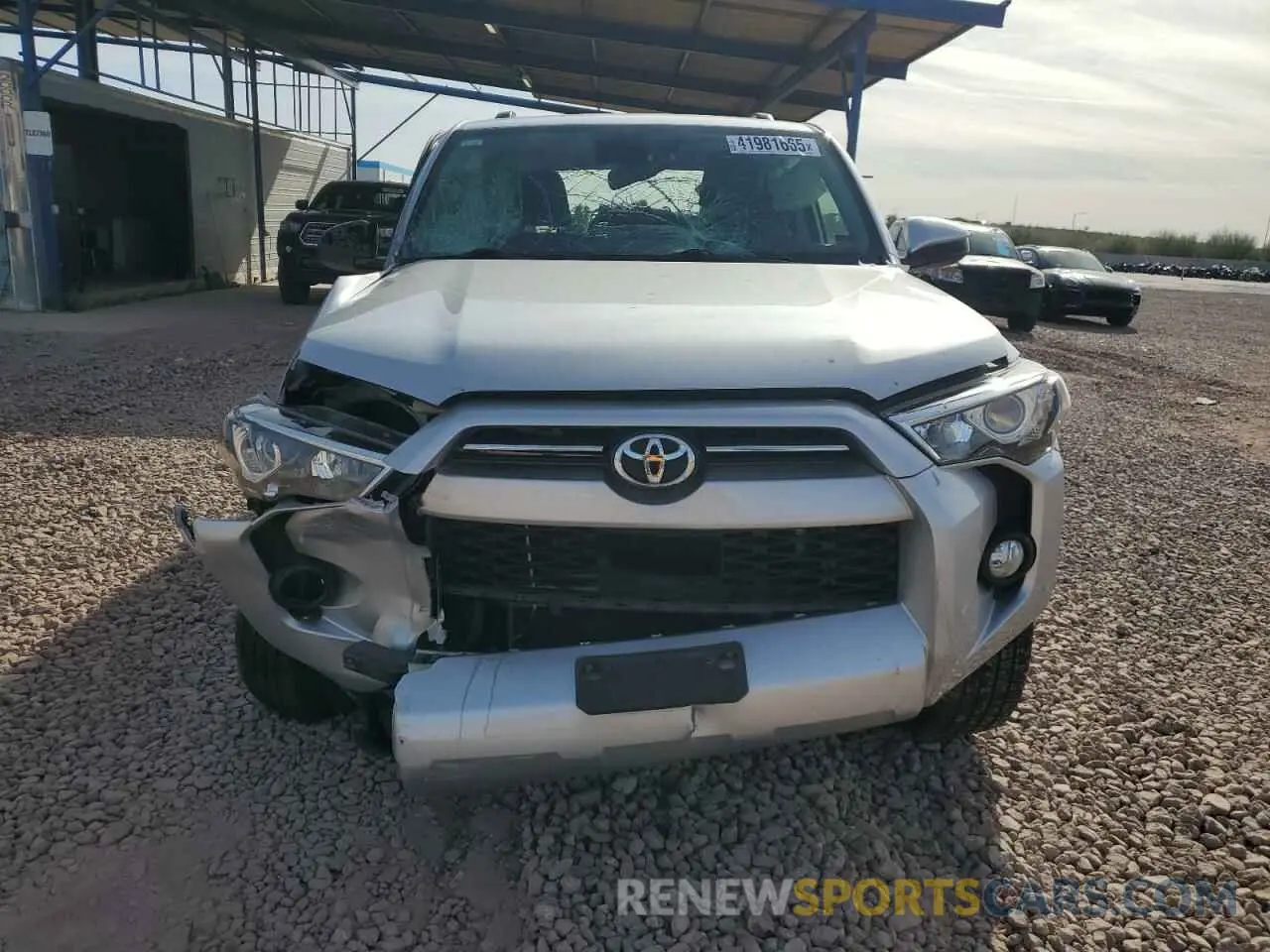 5 fotografías del automóvil dañado JTEBU5JR3L5806005 TOYOTA 4RUNNER 2020