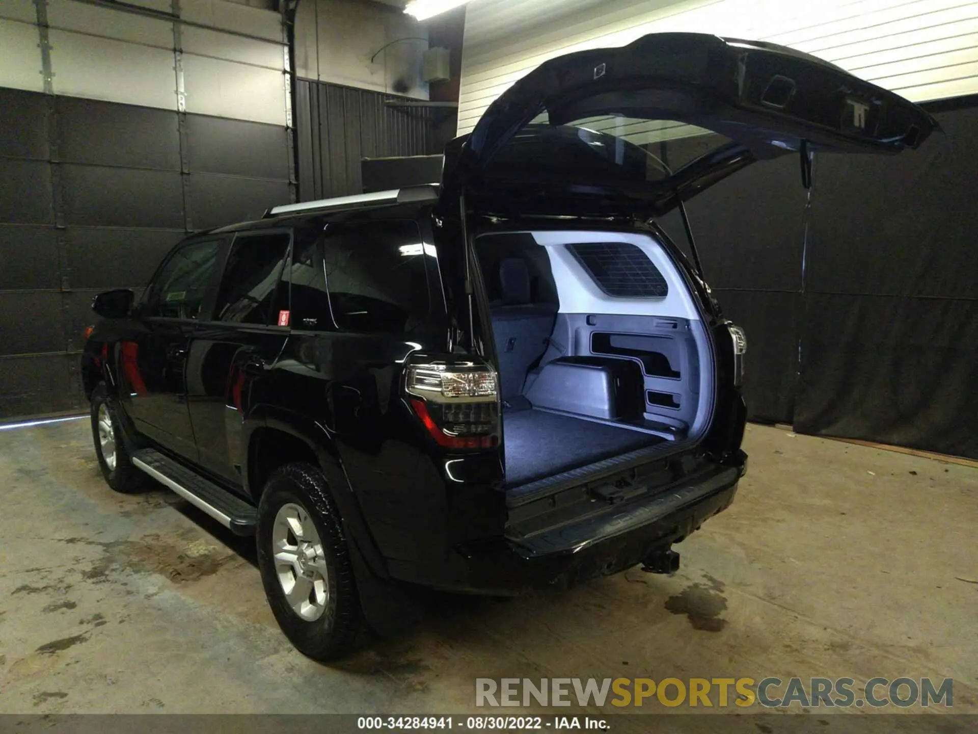 3 fotografías del automóvil dañado JTEBU5JR4L5746610 TOYOTA 4RUNNER 2020