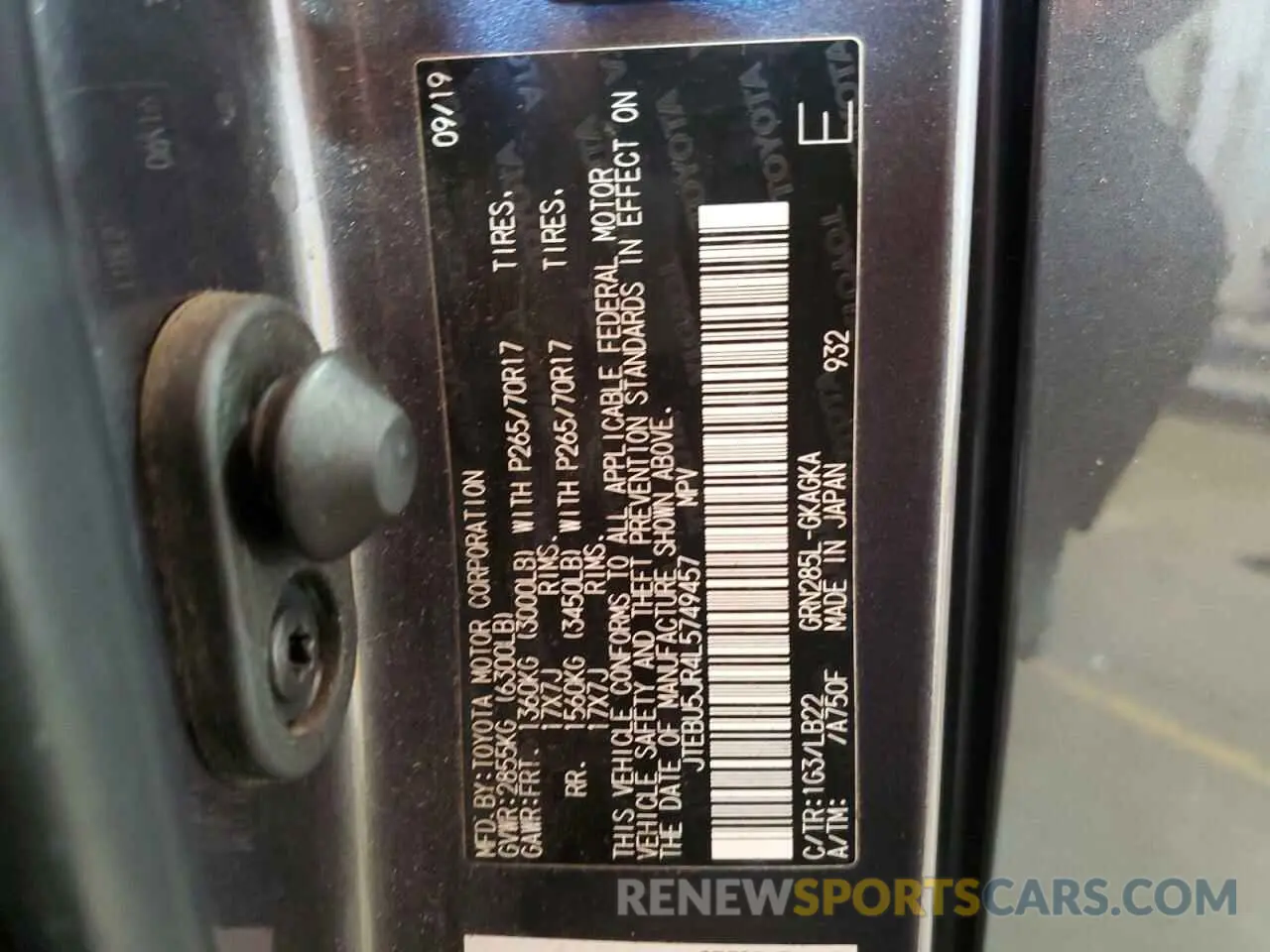 13 fotografías del automóvil dañado JTEBU5JR4L5749457 TOYOTA 4RUNNER 2020