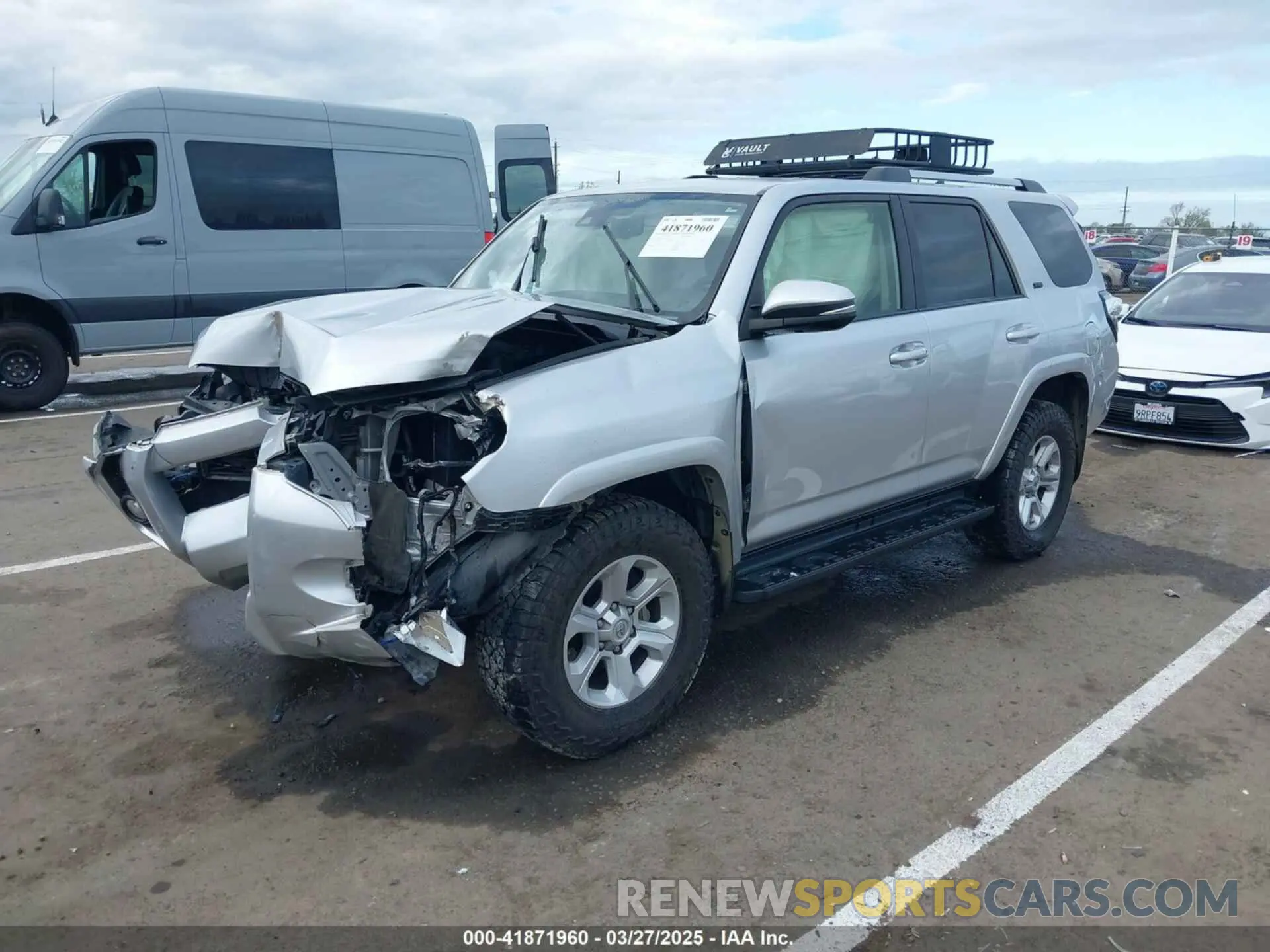 2 fotografías del automóvil dañado JTEBU5JR4L5766162 TOYOTA 4RUNNER 2020